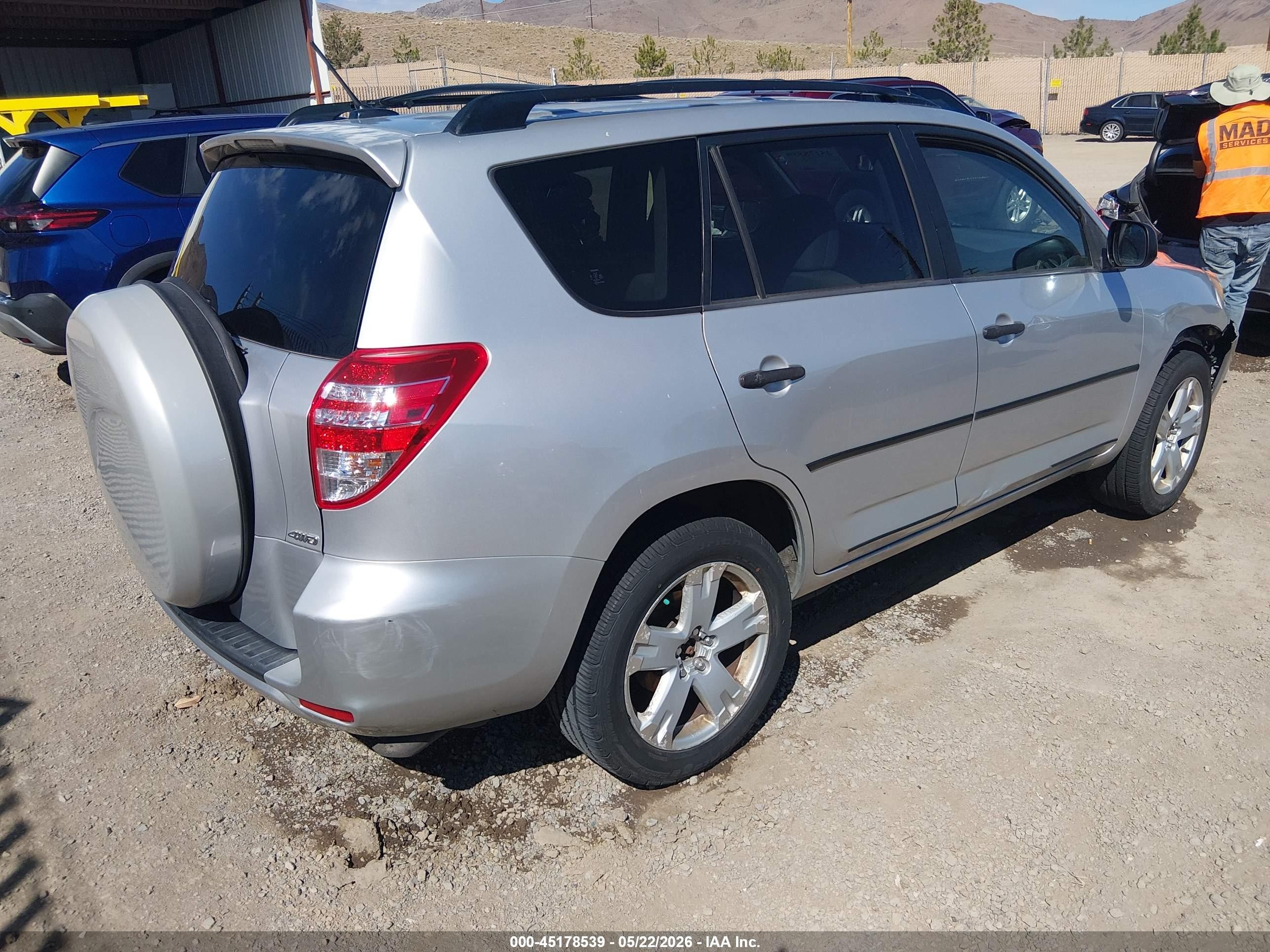 2009 Toyota Rav4   Silver vin: JTMBF33V69D012109