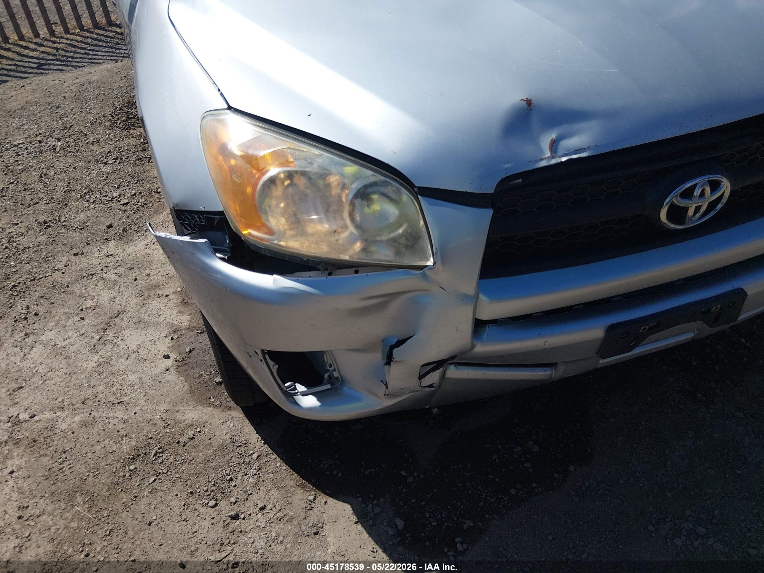 2009 Toyota Rav4   Silver vin: JTMBF33V69D012109