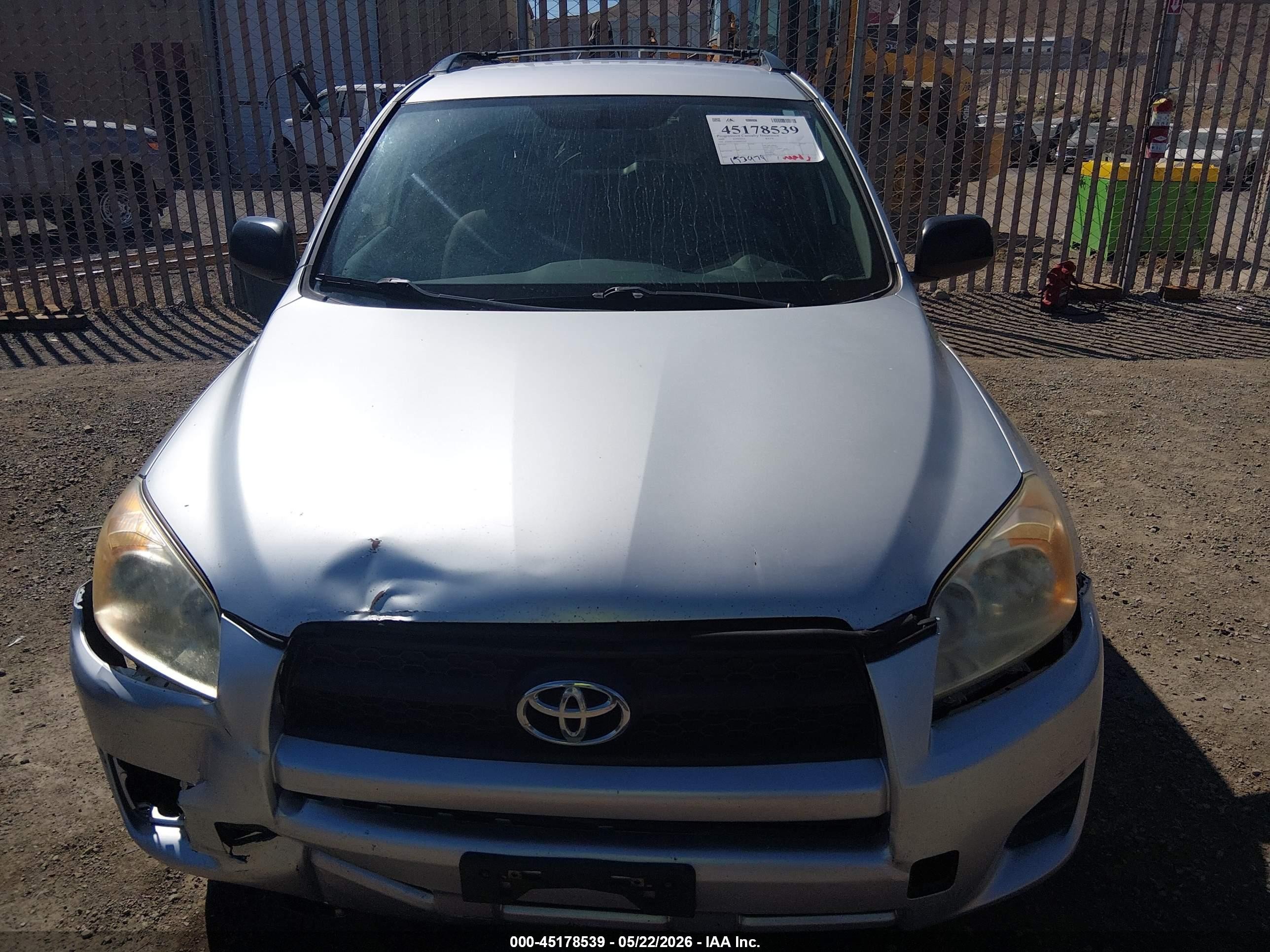 2009 Toyota Rav4   Silver vin: JTMBF33V69D012109