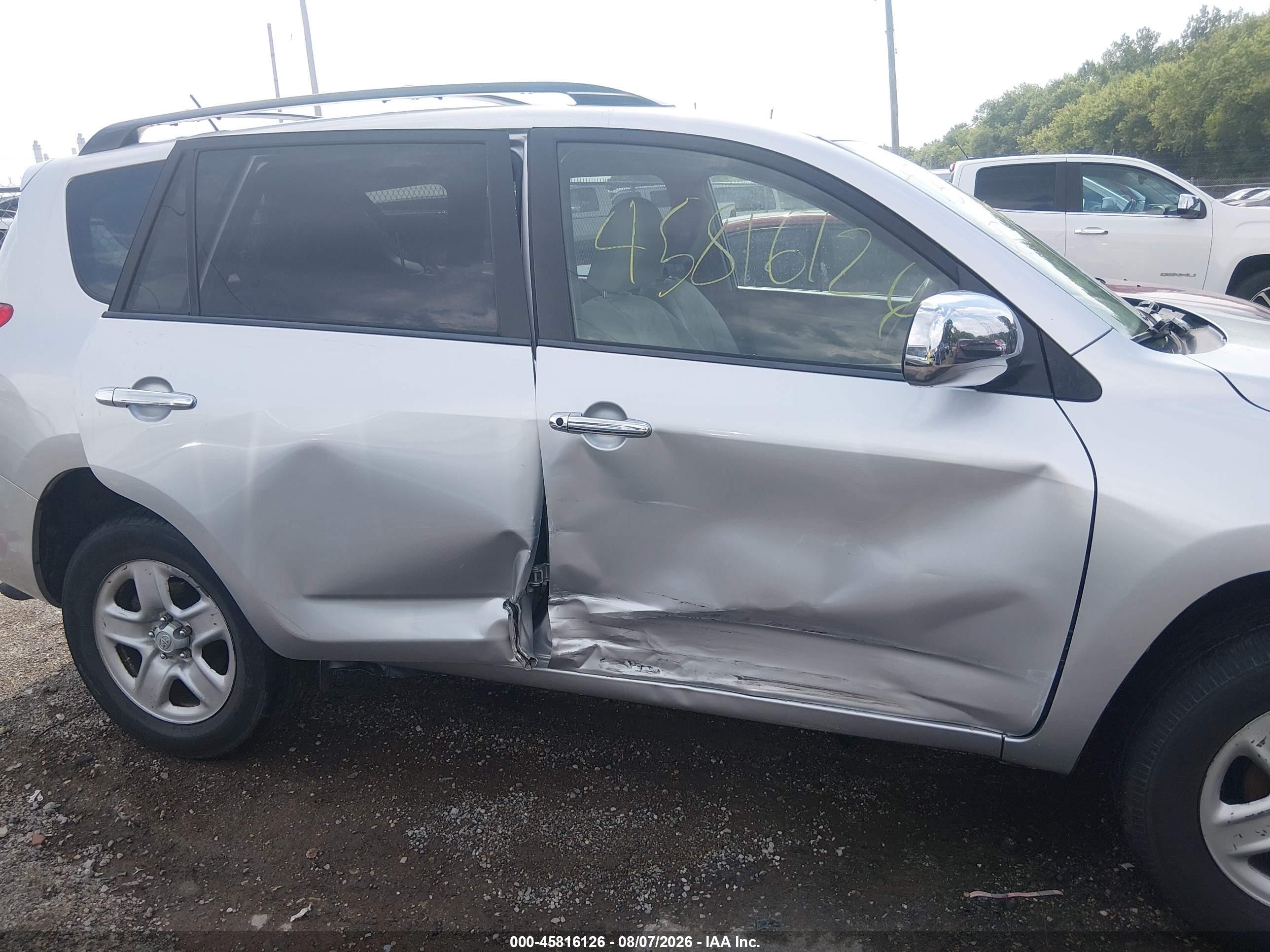2009 Toyota Rav4   Серебряный vin: JTMBF33V795001680