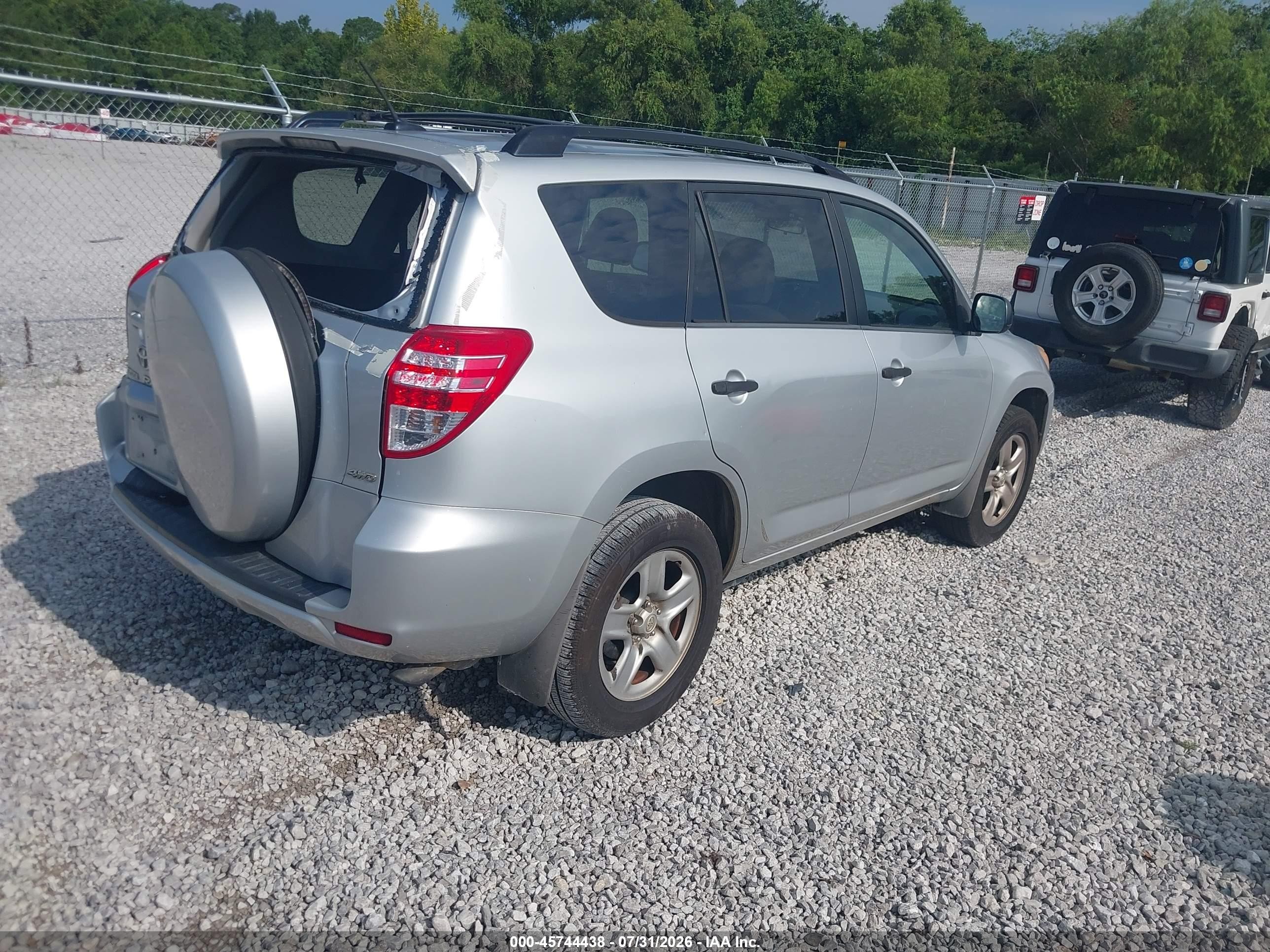 2009 Toyota Rav4   Silver vin: JTMBF33V79D003743