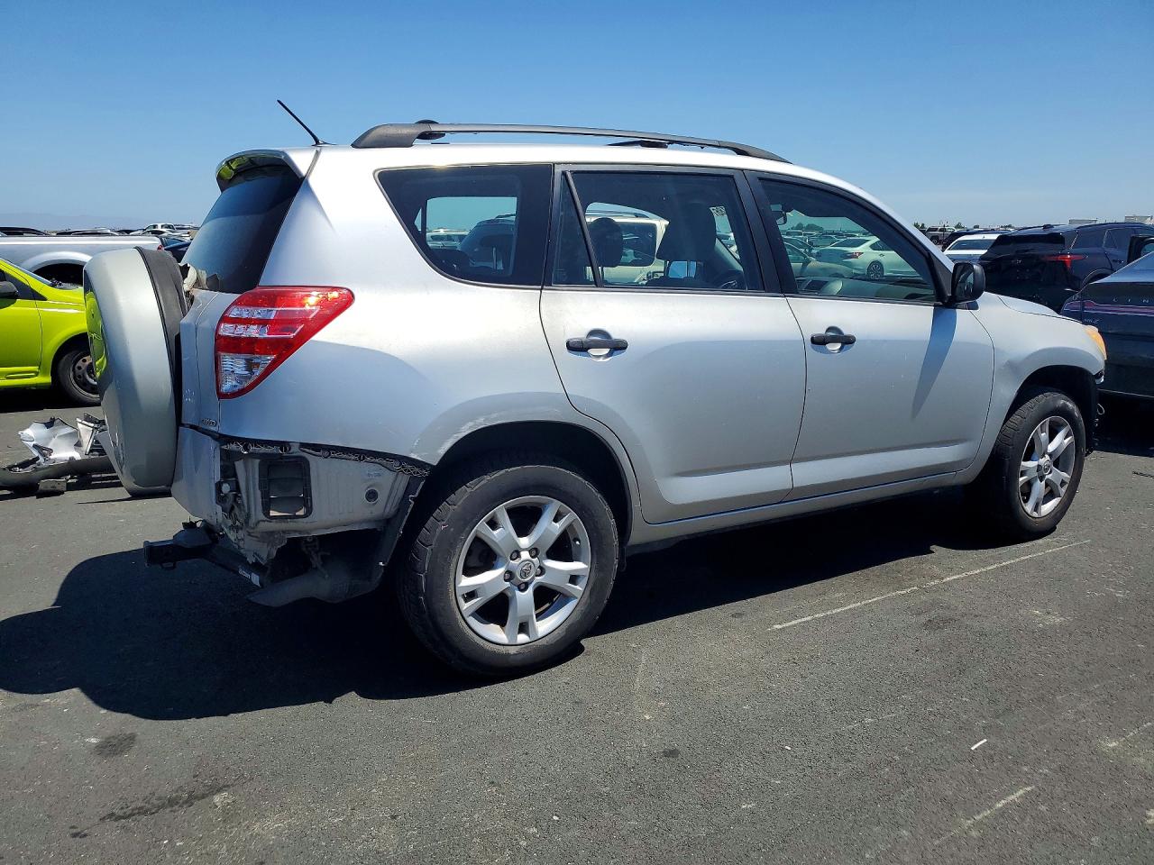 2009 Toyota Rav4 Base Silver vin: JTMBF33V79D014368