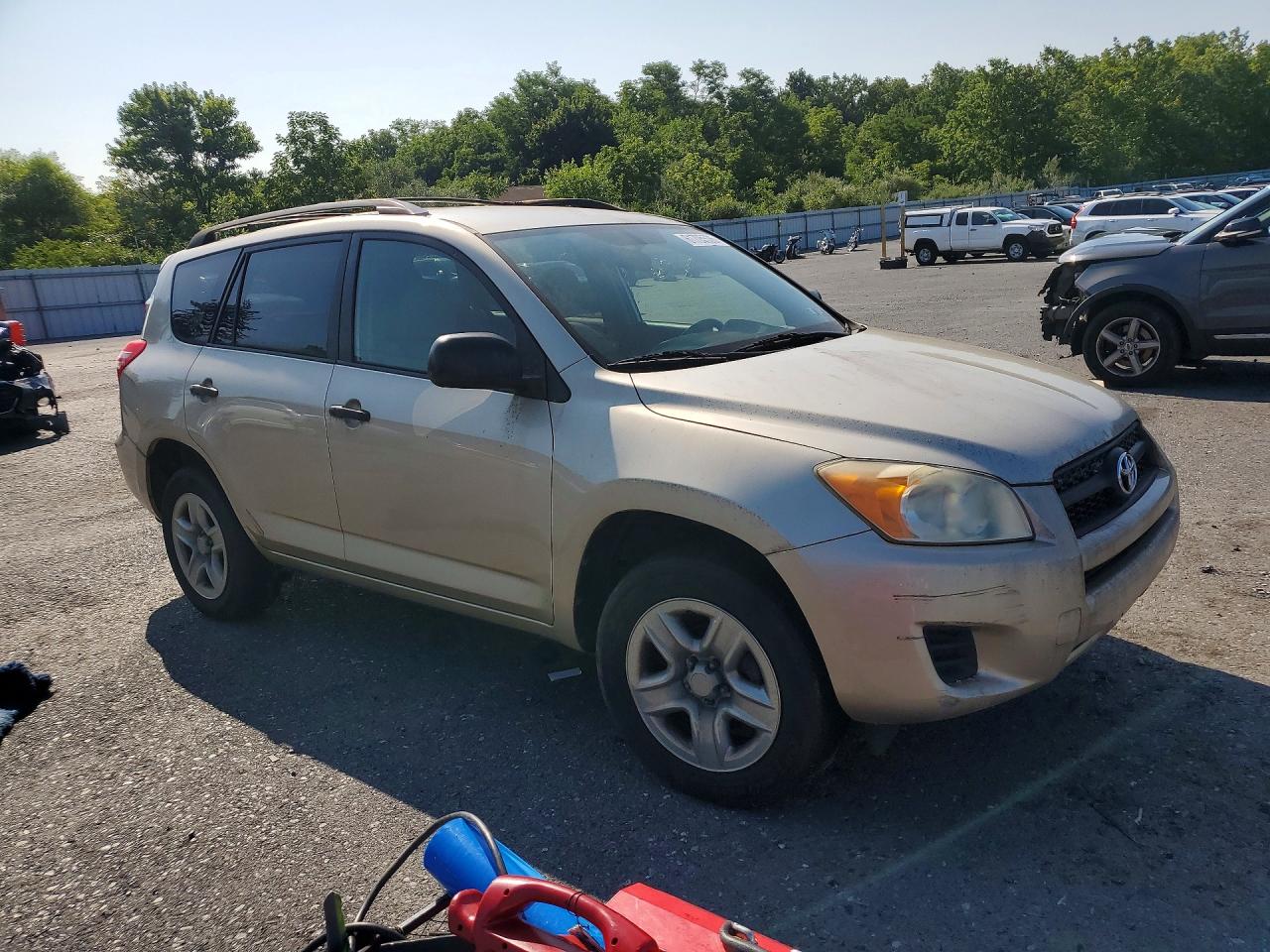 2009 Toyota Rav4 Base Желто-коричневый vin: JTMBF33V79D017478