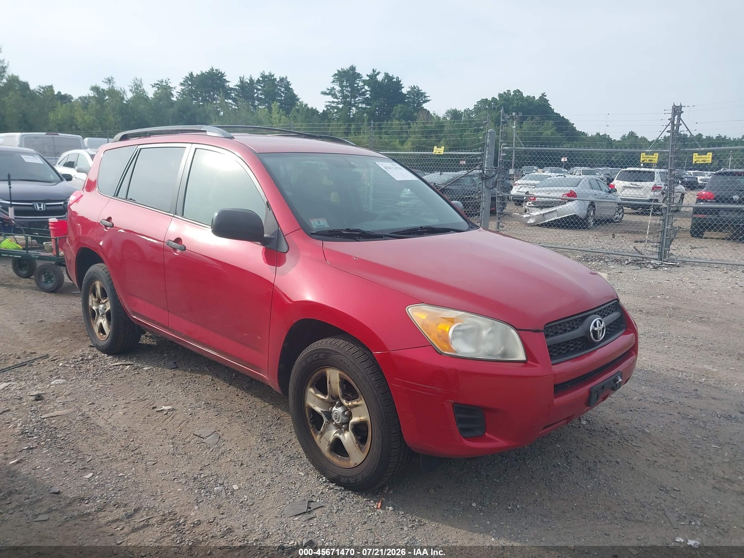 2009 Toyota Rav4   Red vin: JTMBF33V79D017867
