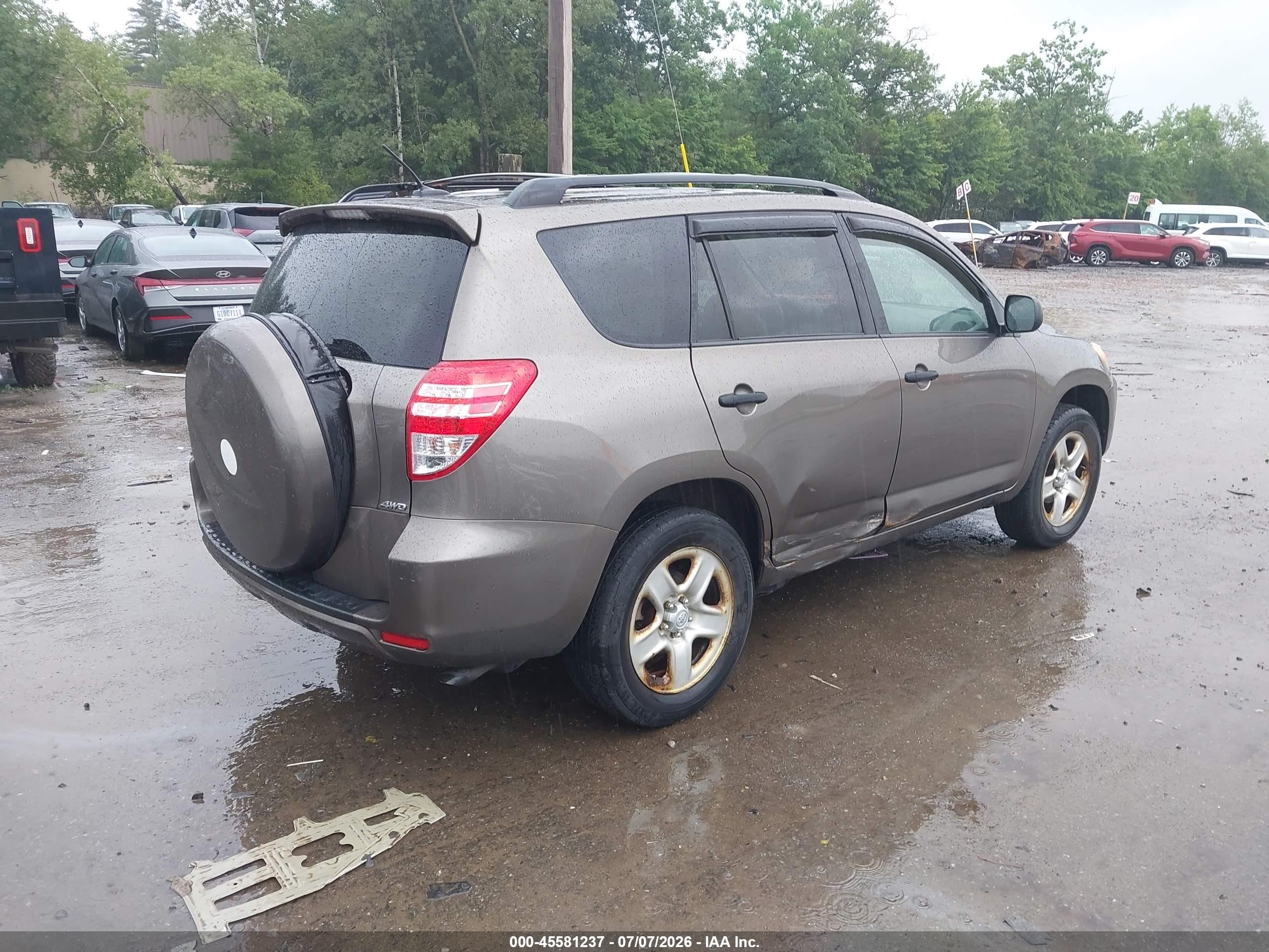 2009 Toyota Rav4   Gold vin: JTMBF33V895005527