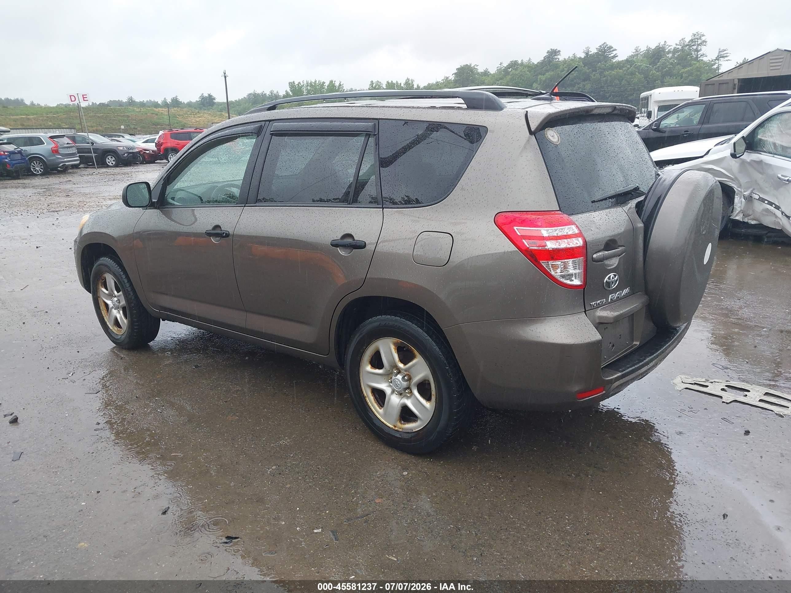 2009 Toyota Rav4   Gold vin: JTMBF33V895005527