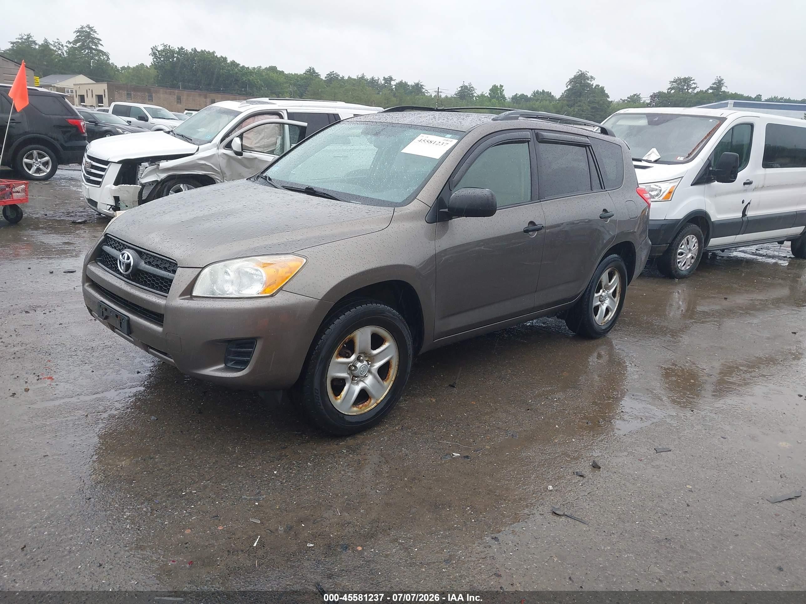2009 Toyota Rav4   Gold vin: JTMBF33V895005527