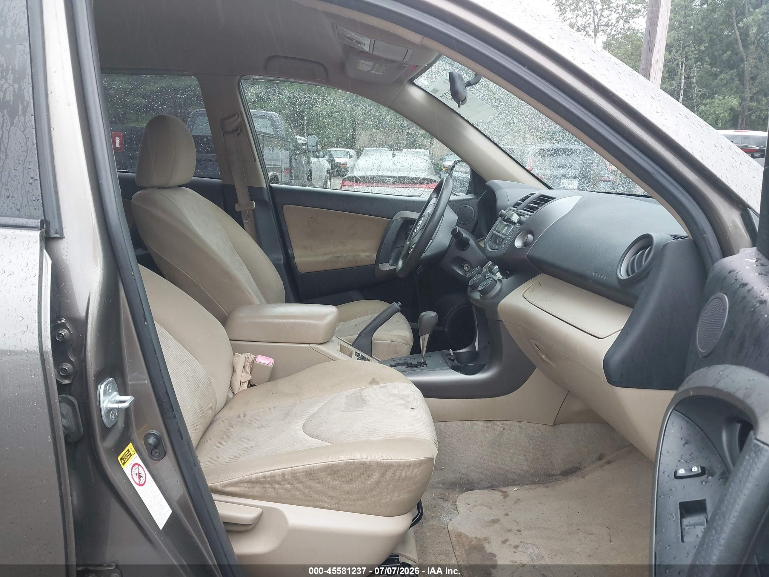 2009 Toyota Rav4   Gold vin: JTMBF33V895005527
