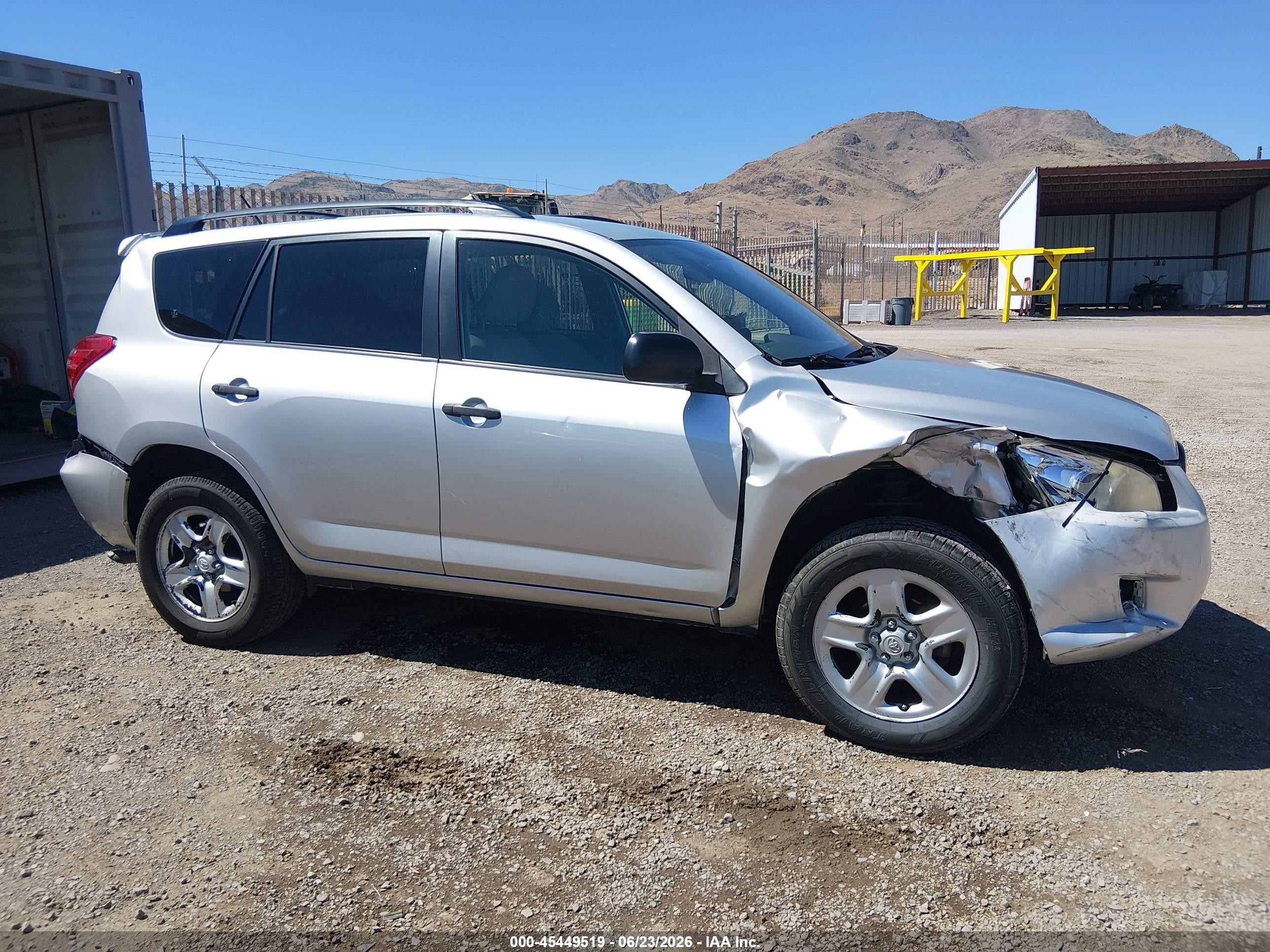 2009 Toyota Rav4   Silver vin: JTMBF33V895008167
