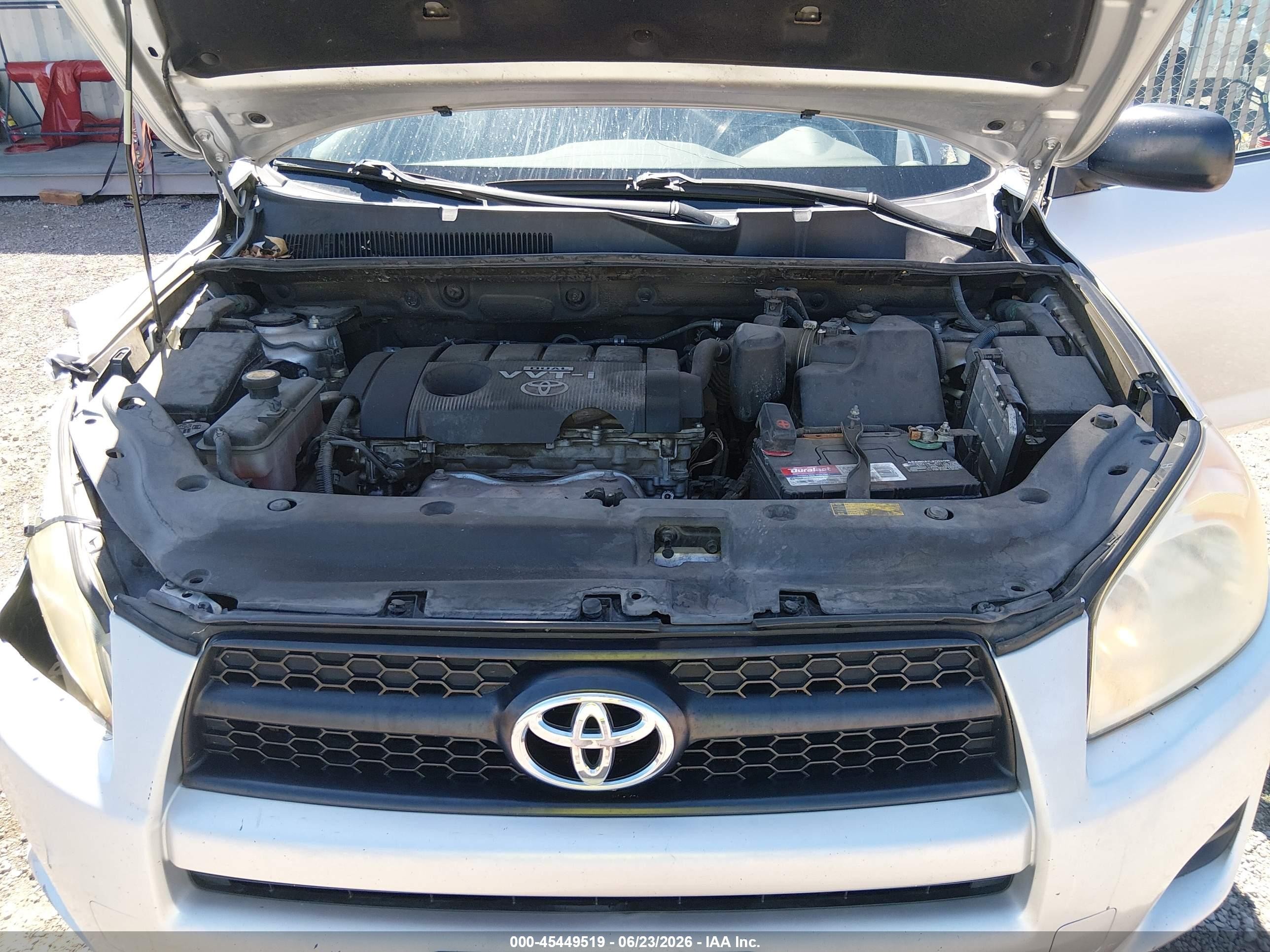 2009 Toyota Rav4   Silver vin: JTMBF33V895008167