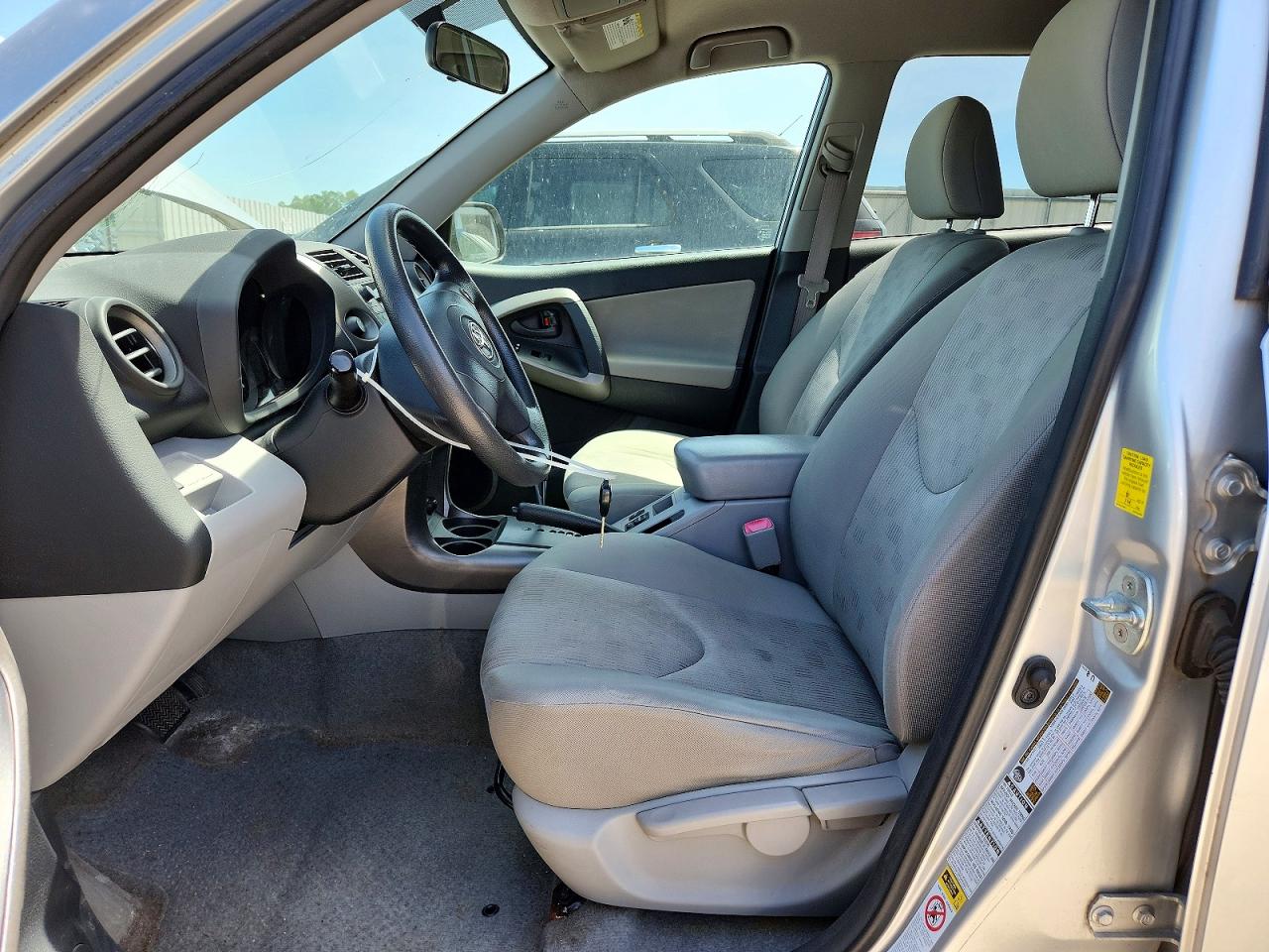 2009 Toyota Rav4 Base Серебряный vin: JTMBF33V895016916