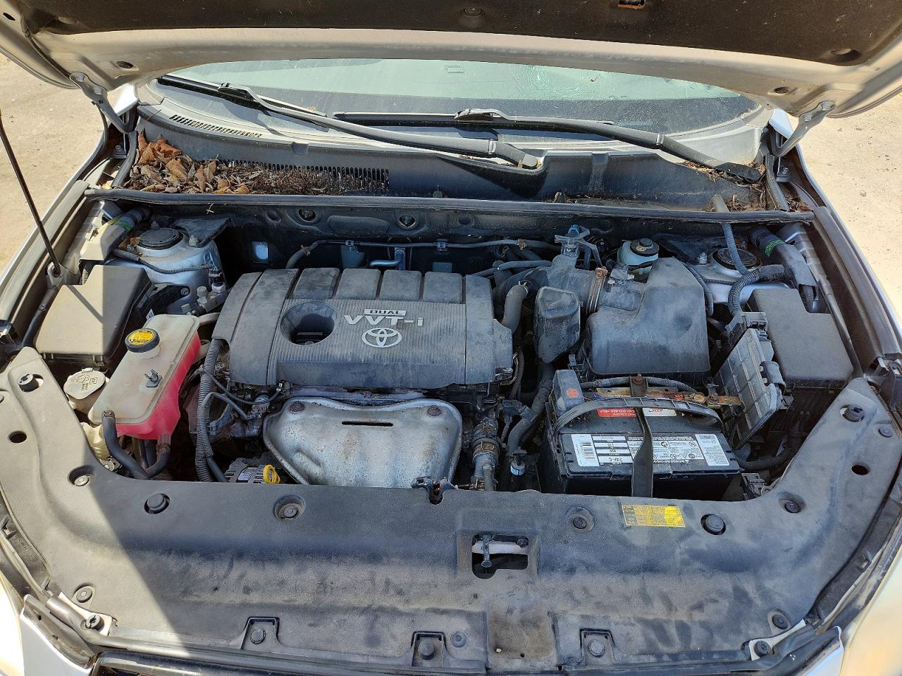 2009 Toyota Rav4 Base Серебряный vin: JTMBF33V895016916