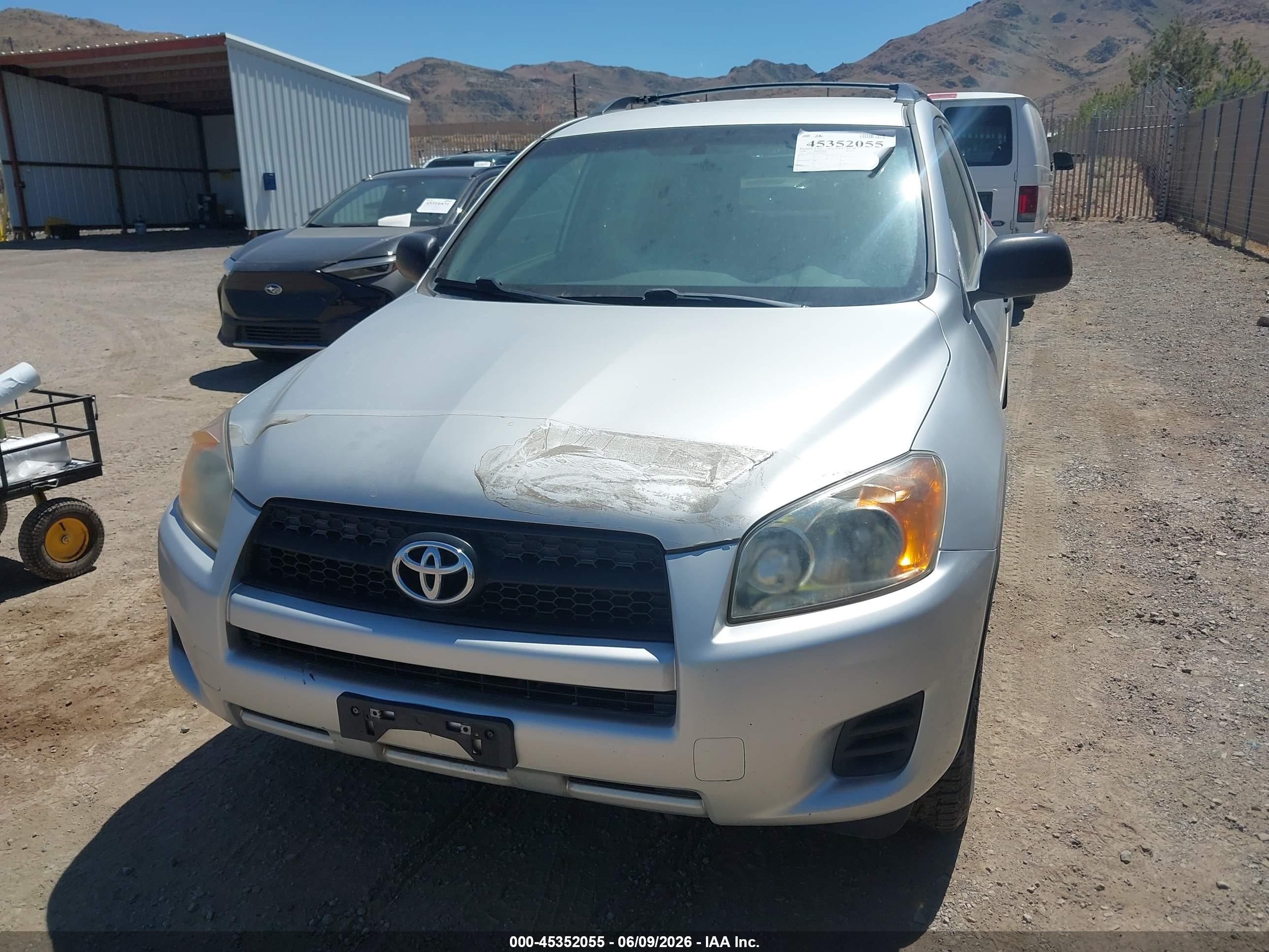2009 Toyota Rav4   Silver vin: JTMBF33V89D005453