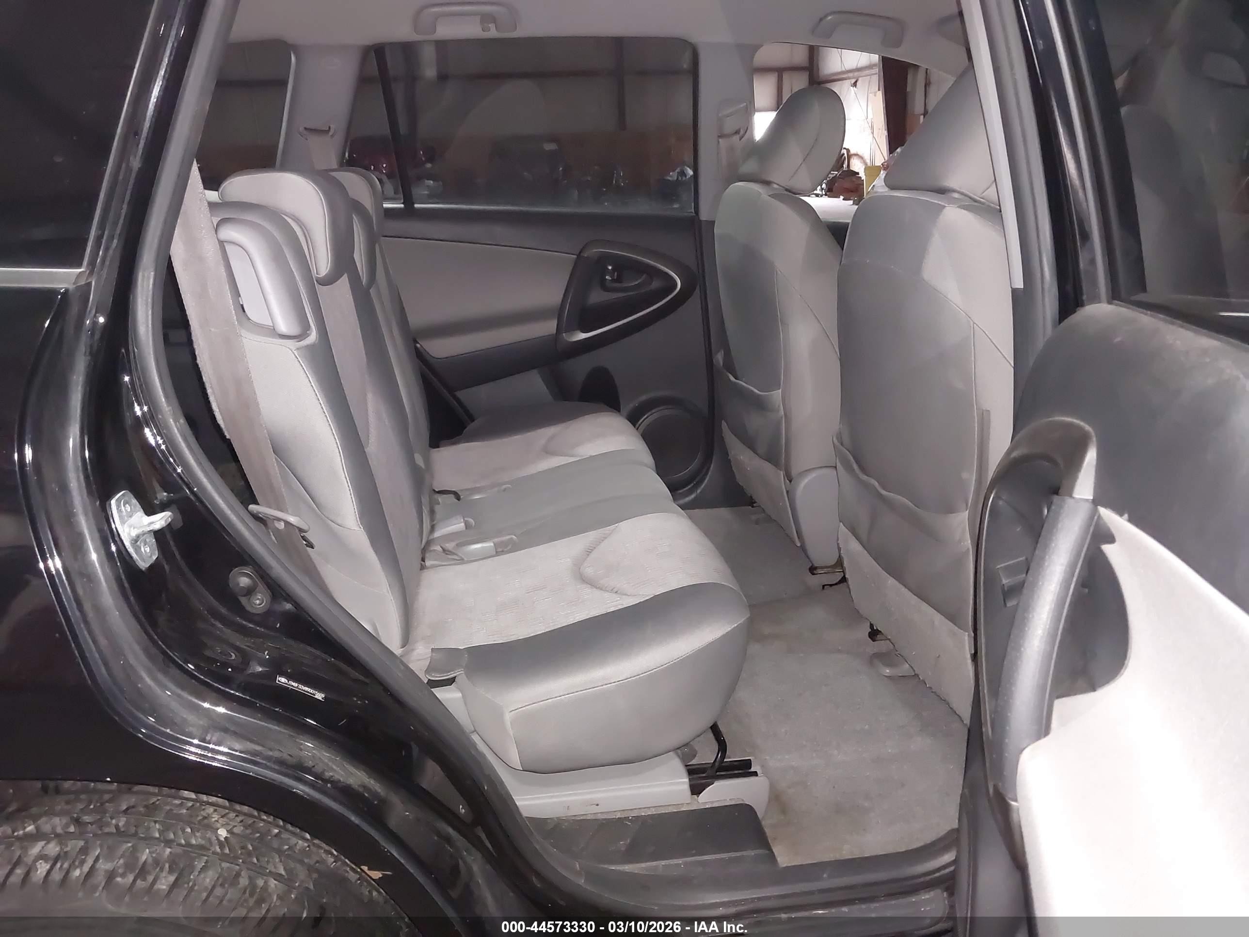 2009 Toyota Rav4   Black vin: JTMBF33V89D015609