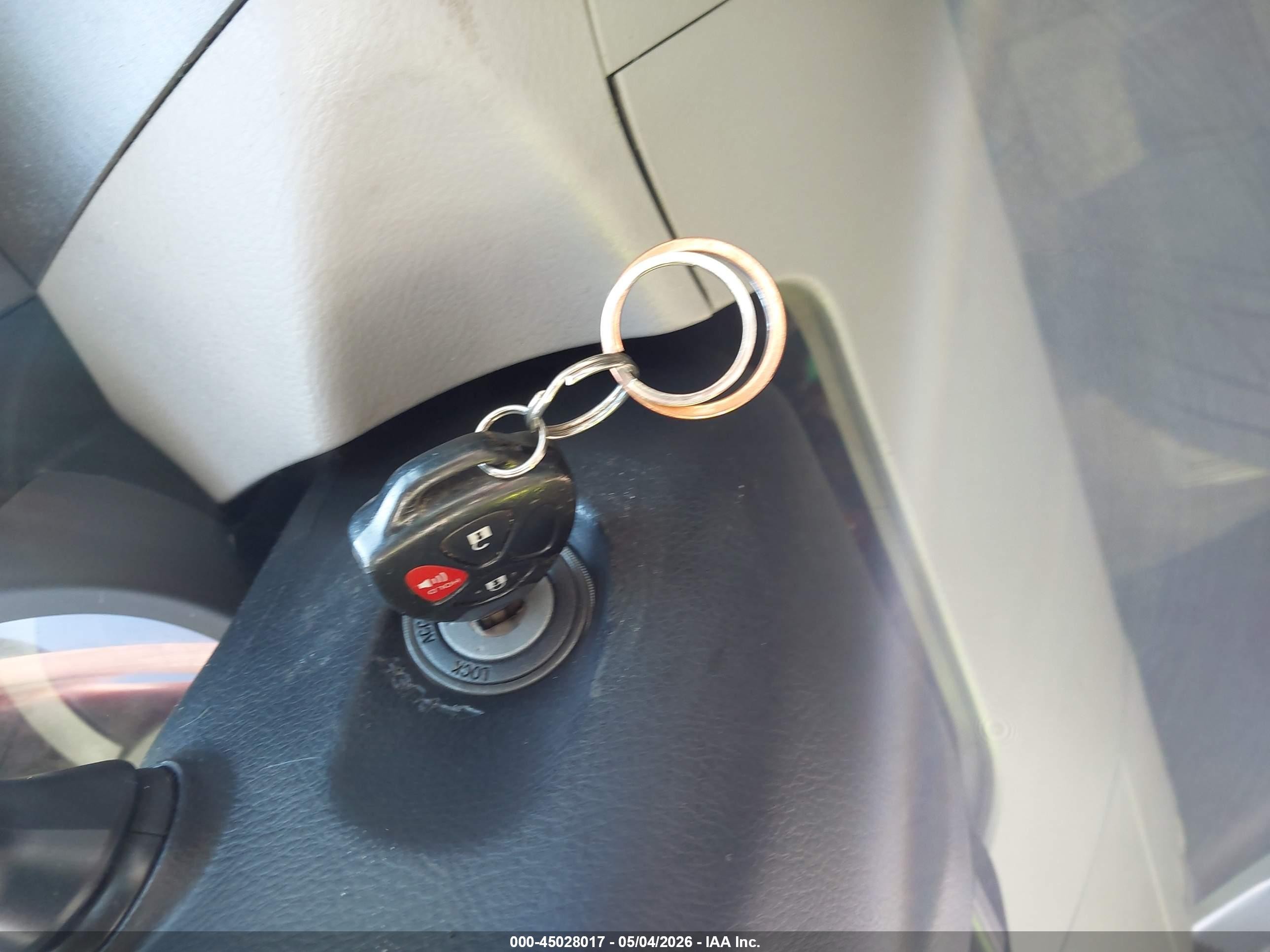 2009 Toyota Rav4   Silver vin: JTMBF33V995004256