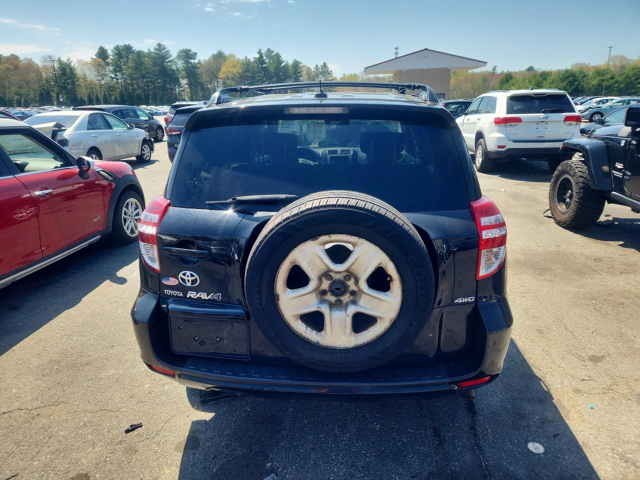 2009 Toyota Rav4 Base Black vin: JTMBF33V995009716