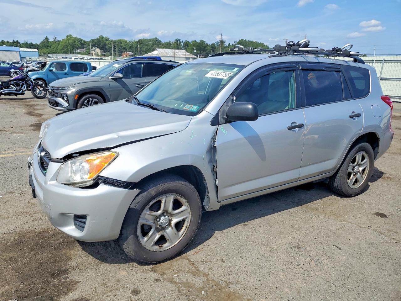 2009 Toyota Rav4 Base Серебряный vin: JTMBF33V99D009818