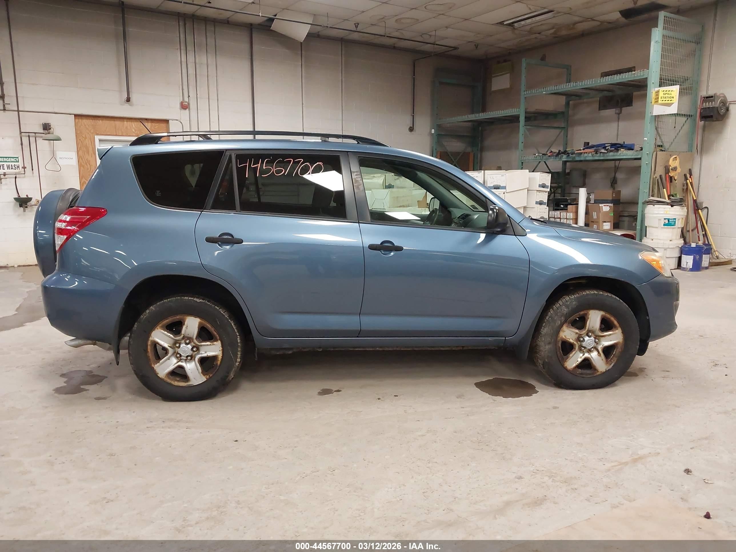 2009 Toyota Rav4 Blue vin: JTMBF33V99D017062