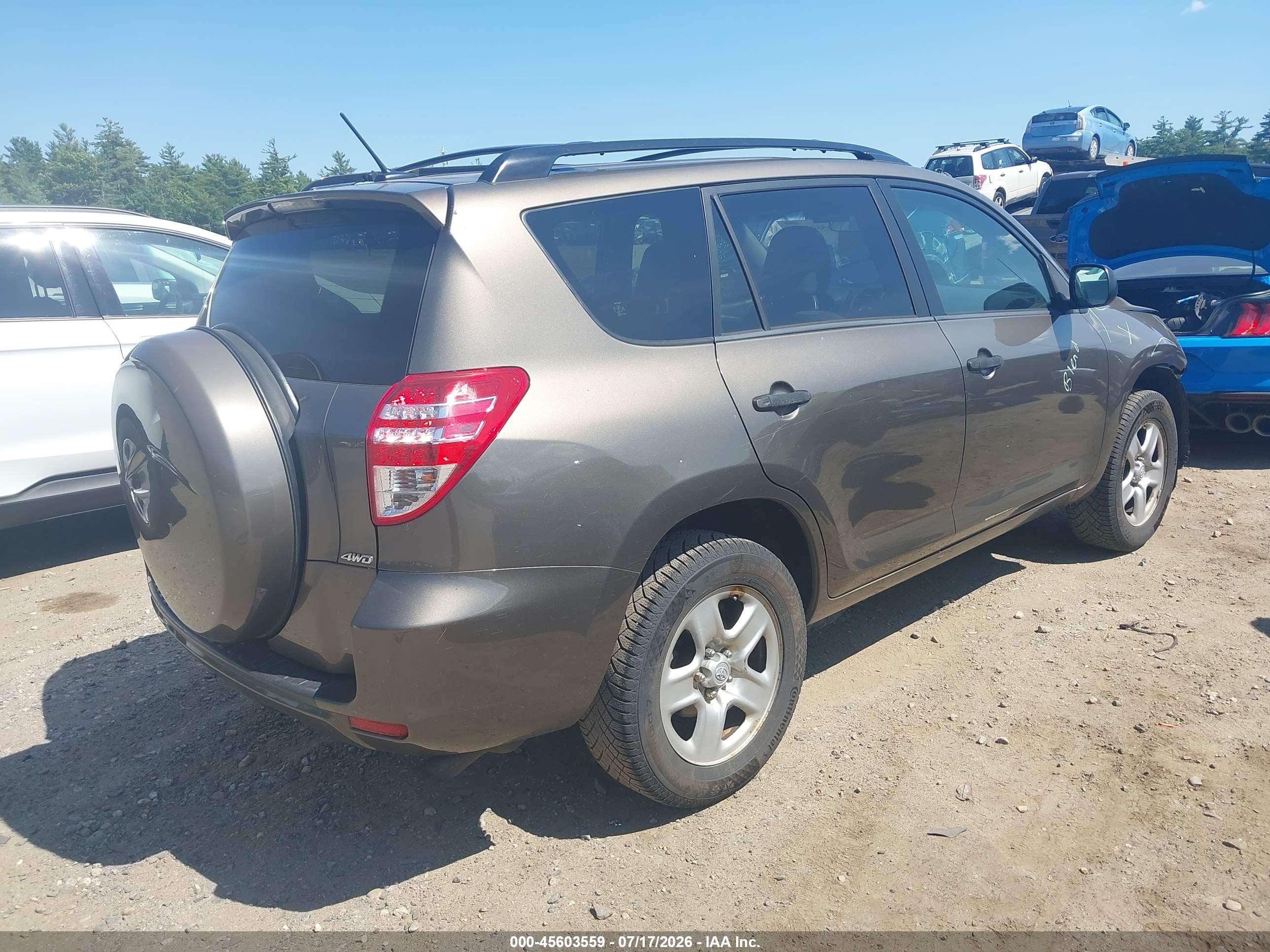 2009 Toyota Rav4   Brown vin: JTMBF33VX95004945