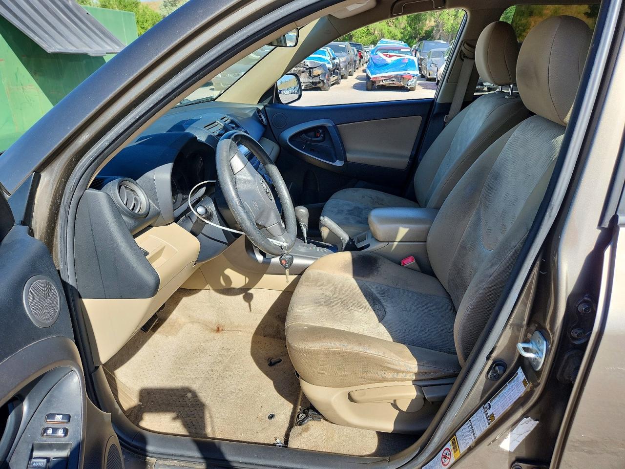 2009 Toyota Rav4 Base Коричневый vin: JTMBF33VX95009109