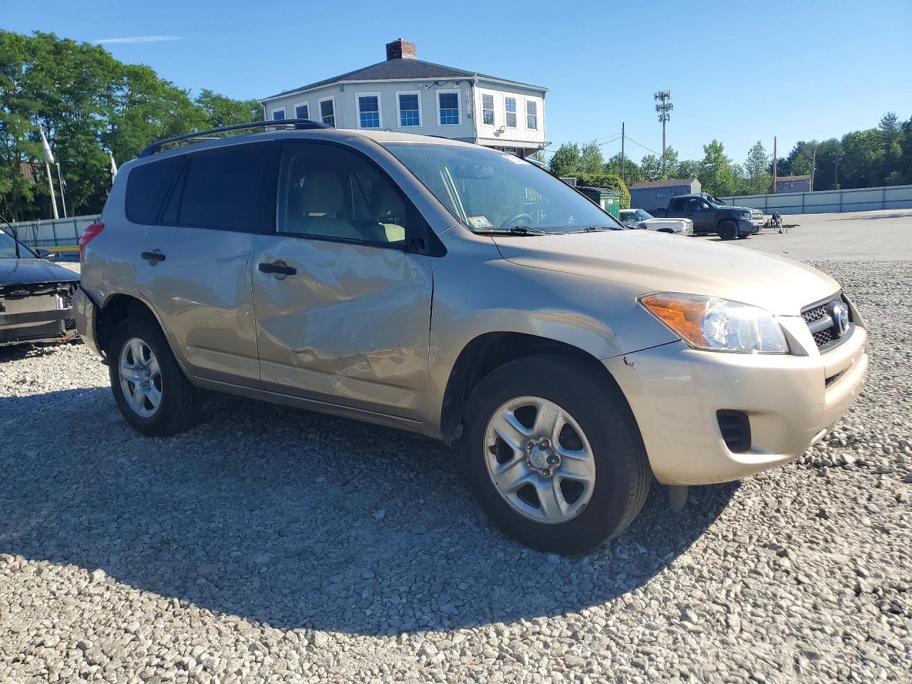 2009 Toyota Rav4 Base Gold vin: JTMBF33VX95014150