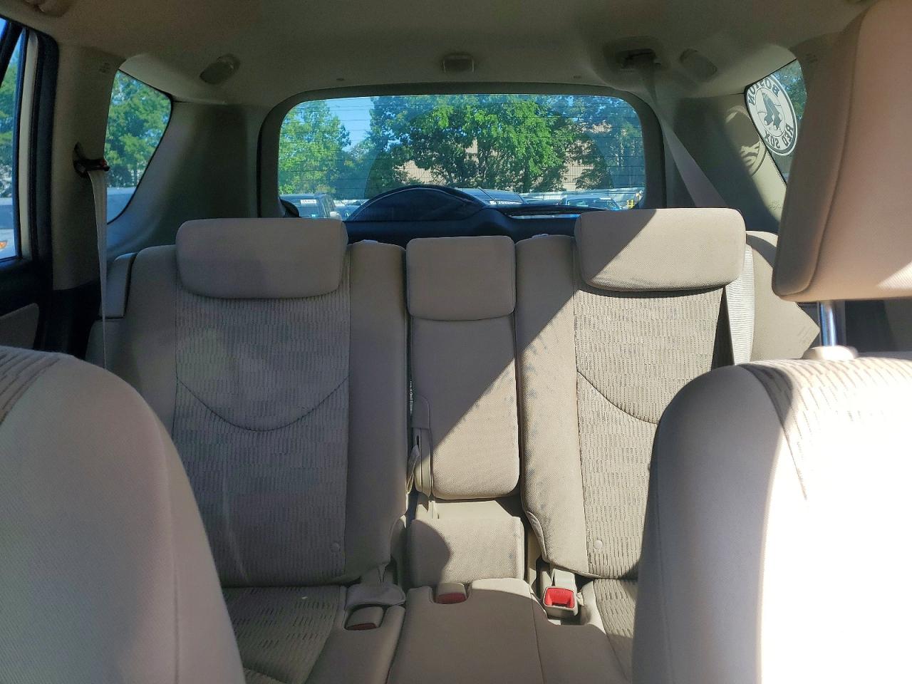 2009 Toyota Rav4 Base Gold vin: JTMBF33VX95014150