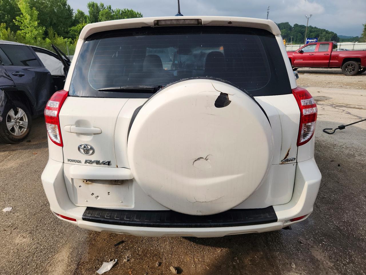 2009 Toyota Rav4 Base Белый vin: JTMBF33VX9D002439