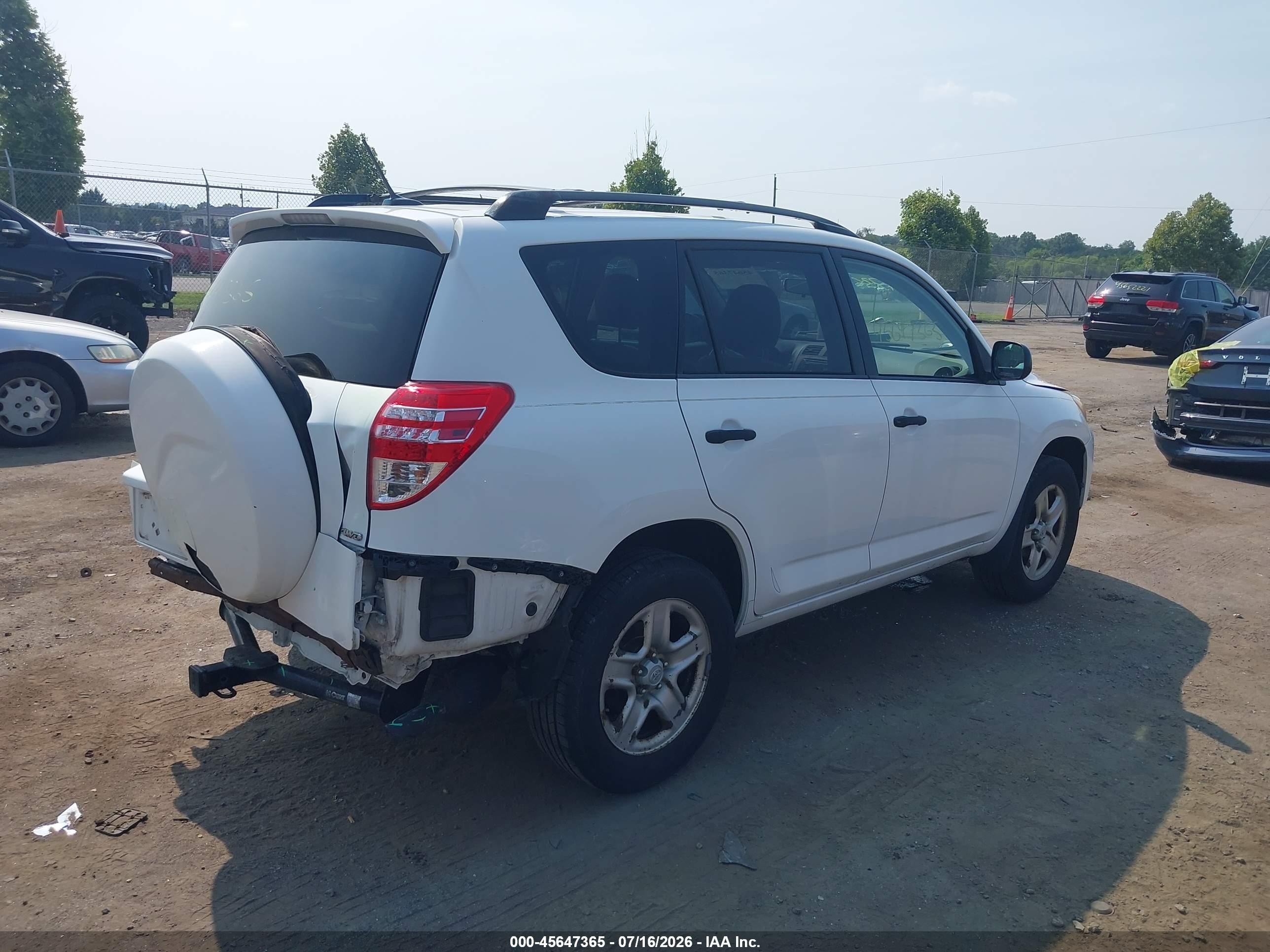2009 Toyota Rav4   White vin: JTMBF33VX9D010007