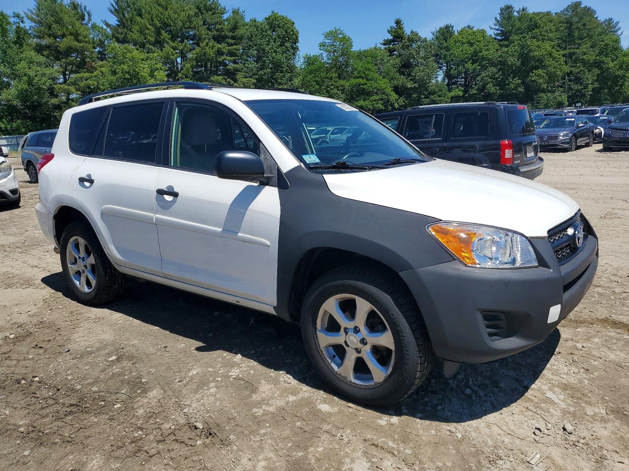 2009 Toyota Rav4 Base Белый vin: JTMBF33VX9D021122