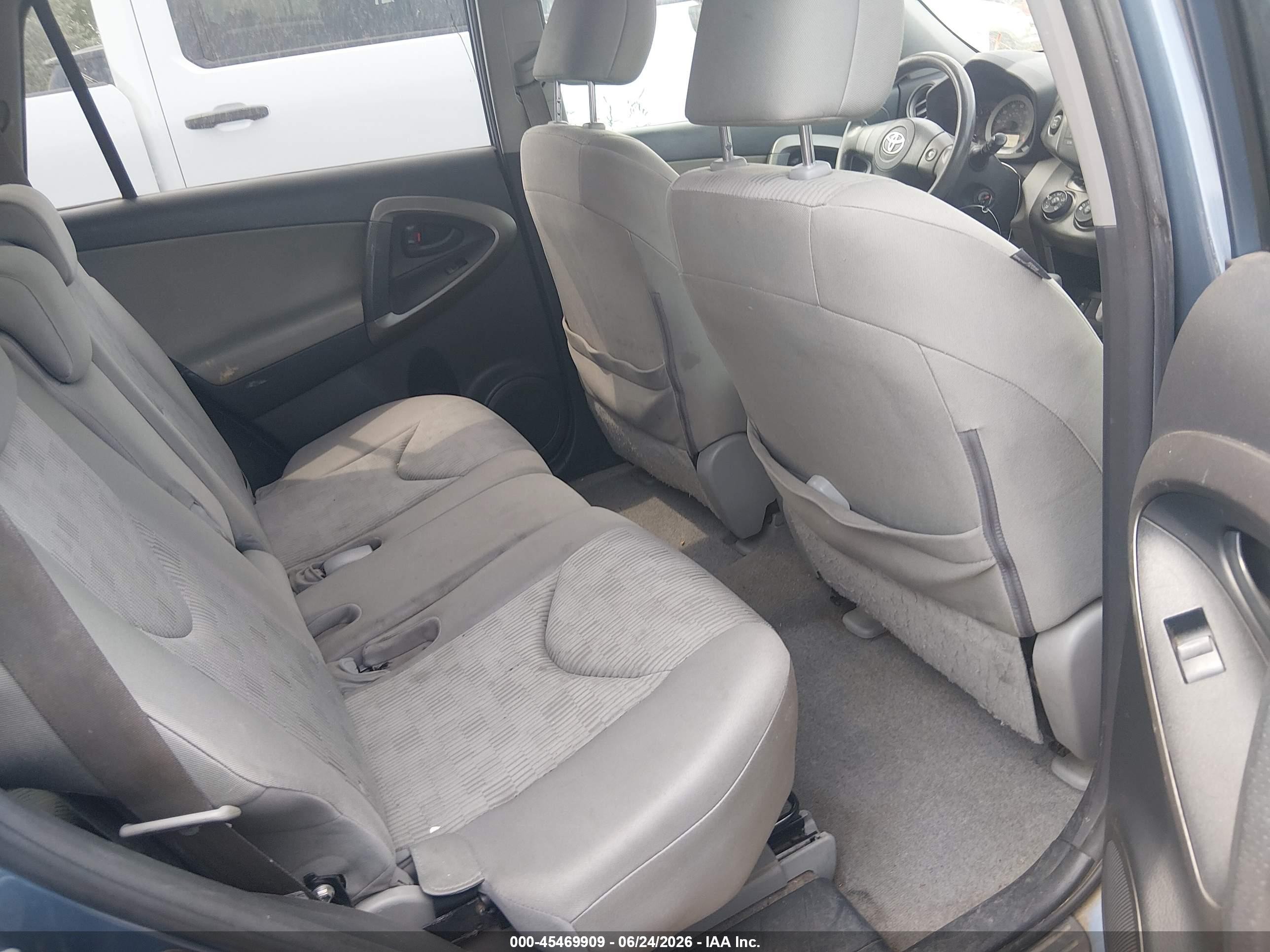2009 Toyota Rav4   Blue vin: JTMBF35V795004527