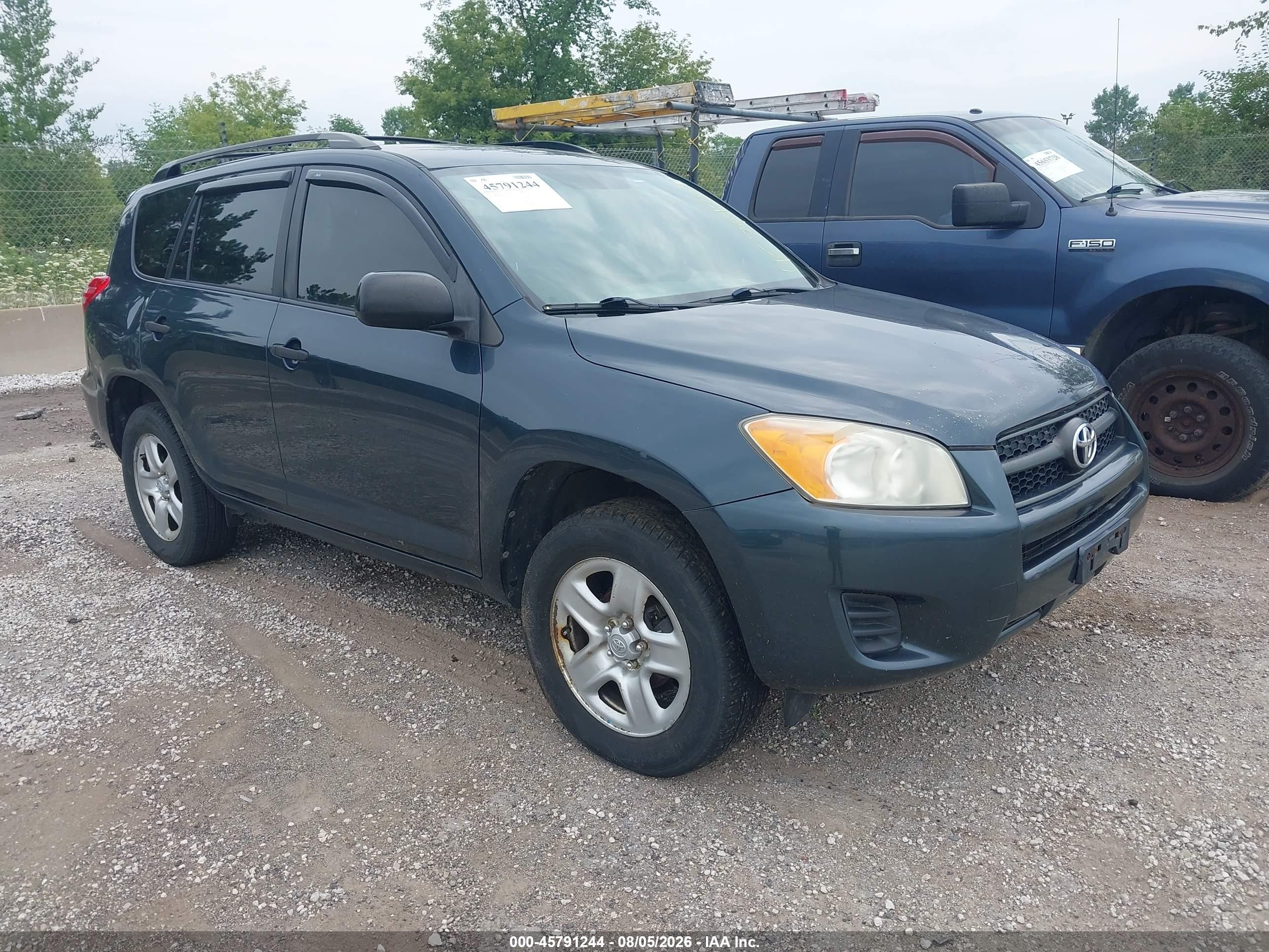 2010 Toyota Rav4   Синий vin: JTMBF4DV0A5029703