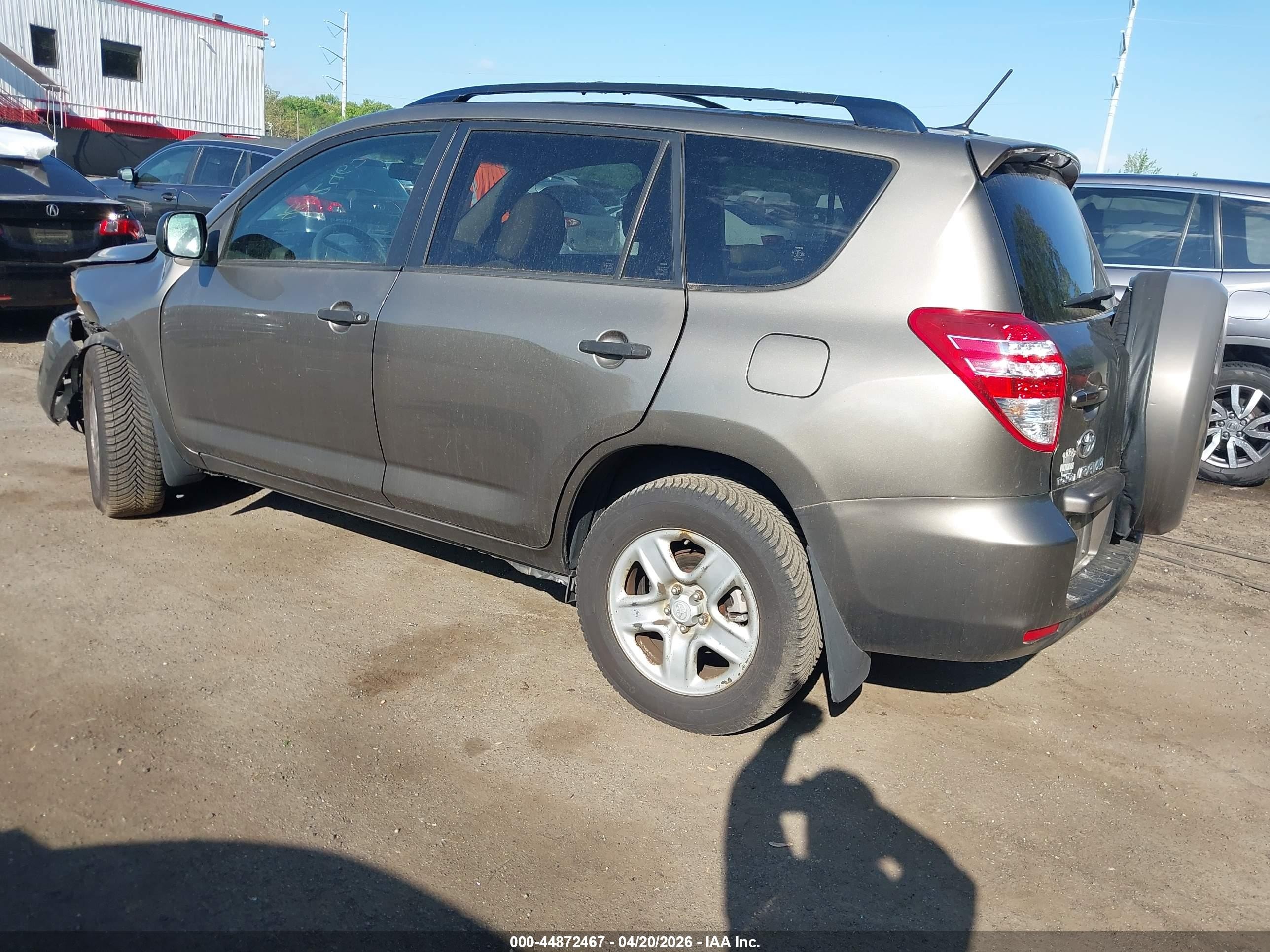 2010 Toyota Rav4 Золотой vin: JTMBF4DV0A5033251