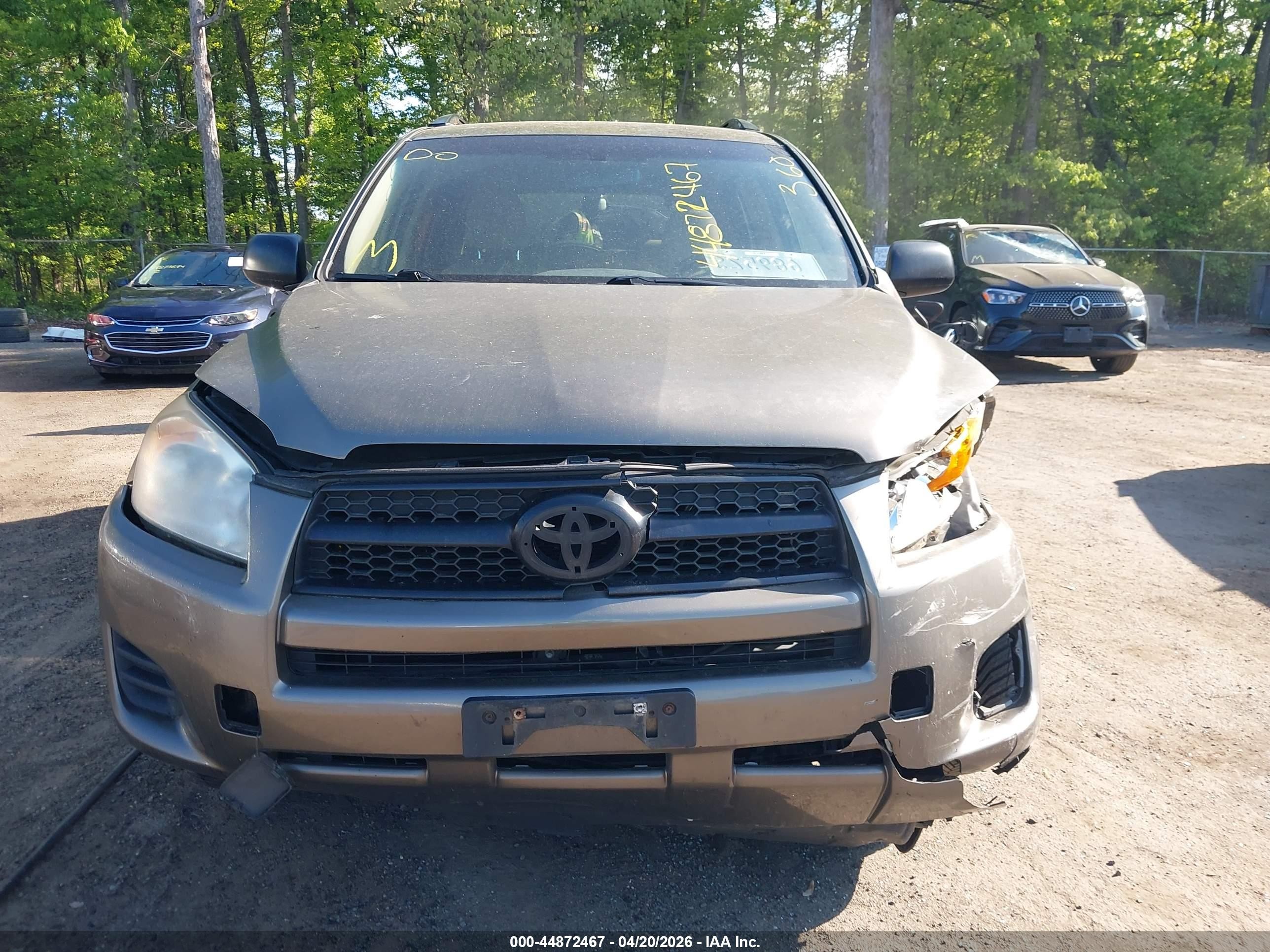 2010 Toyota Rav4 Золотой vin: JTMBF4DV0A5033251