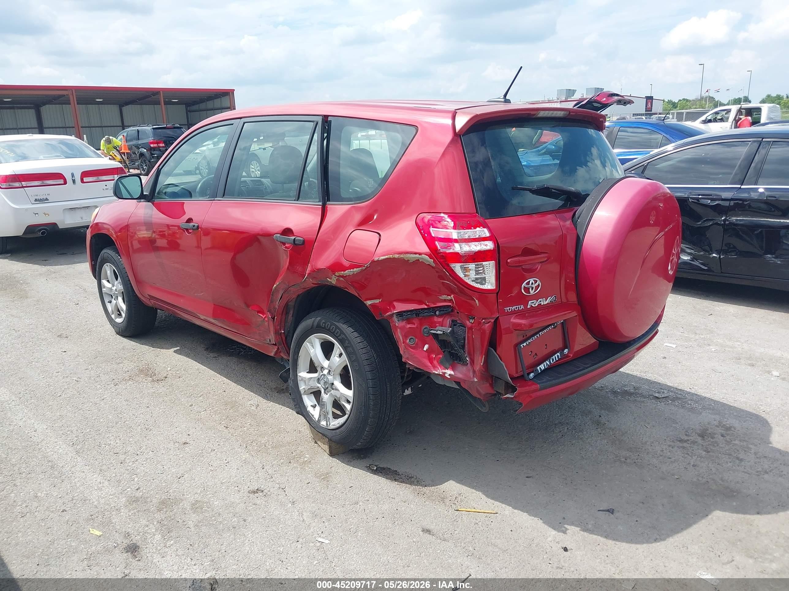 2010 Toyota Rav4   Red vin: JTMBF4DV0AD029058