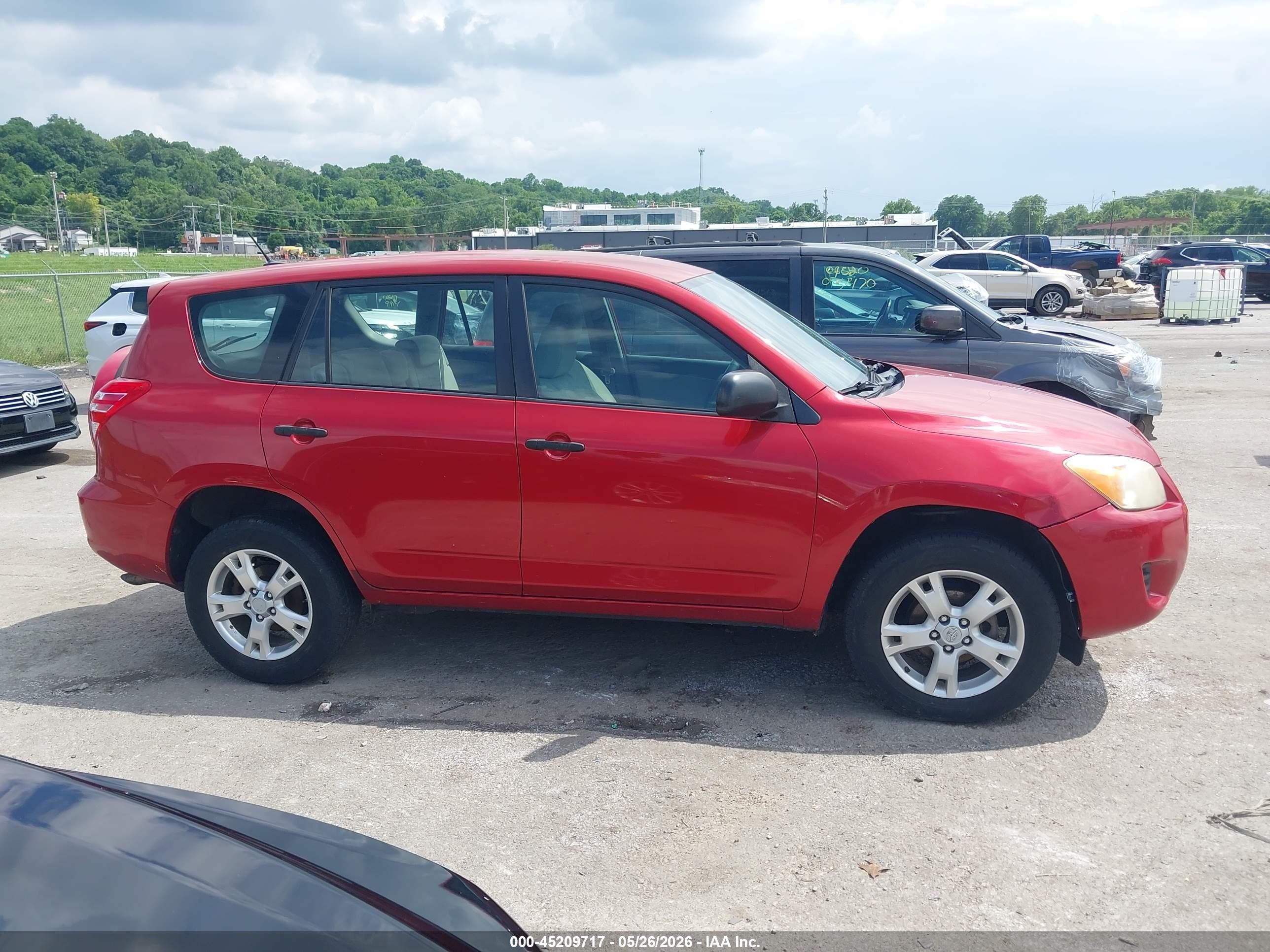 2010 Toyota Rav4   Red vin: JTMBF4DV0AD029058