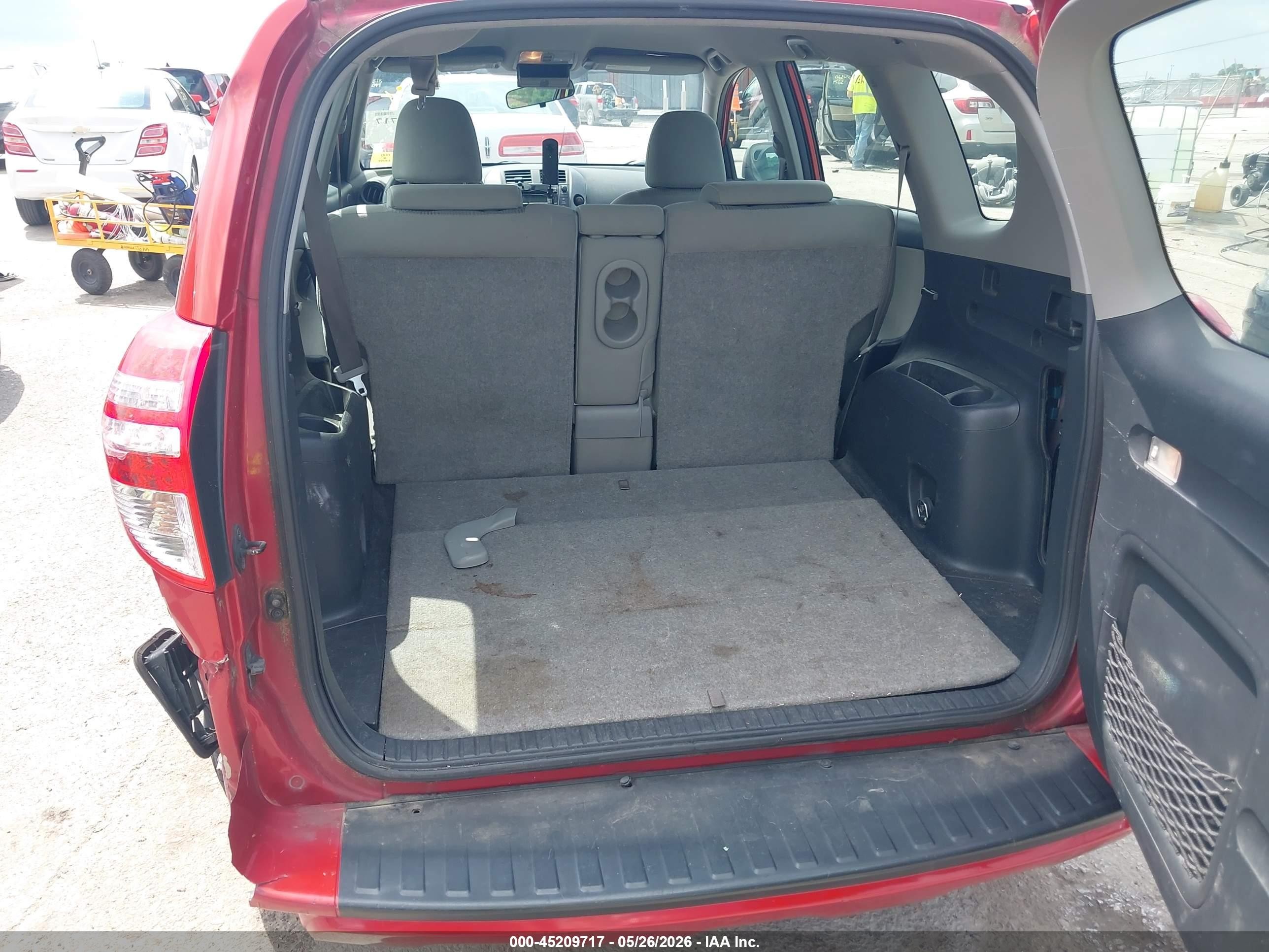 2010 Toyota Rav4   Red vin: JTMBF4DV0AD029058