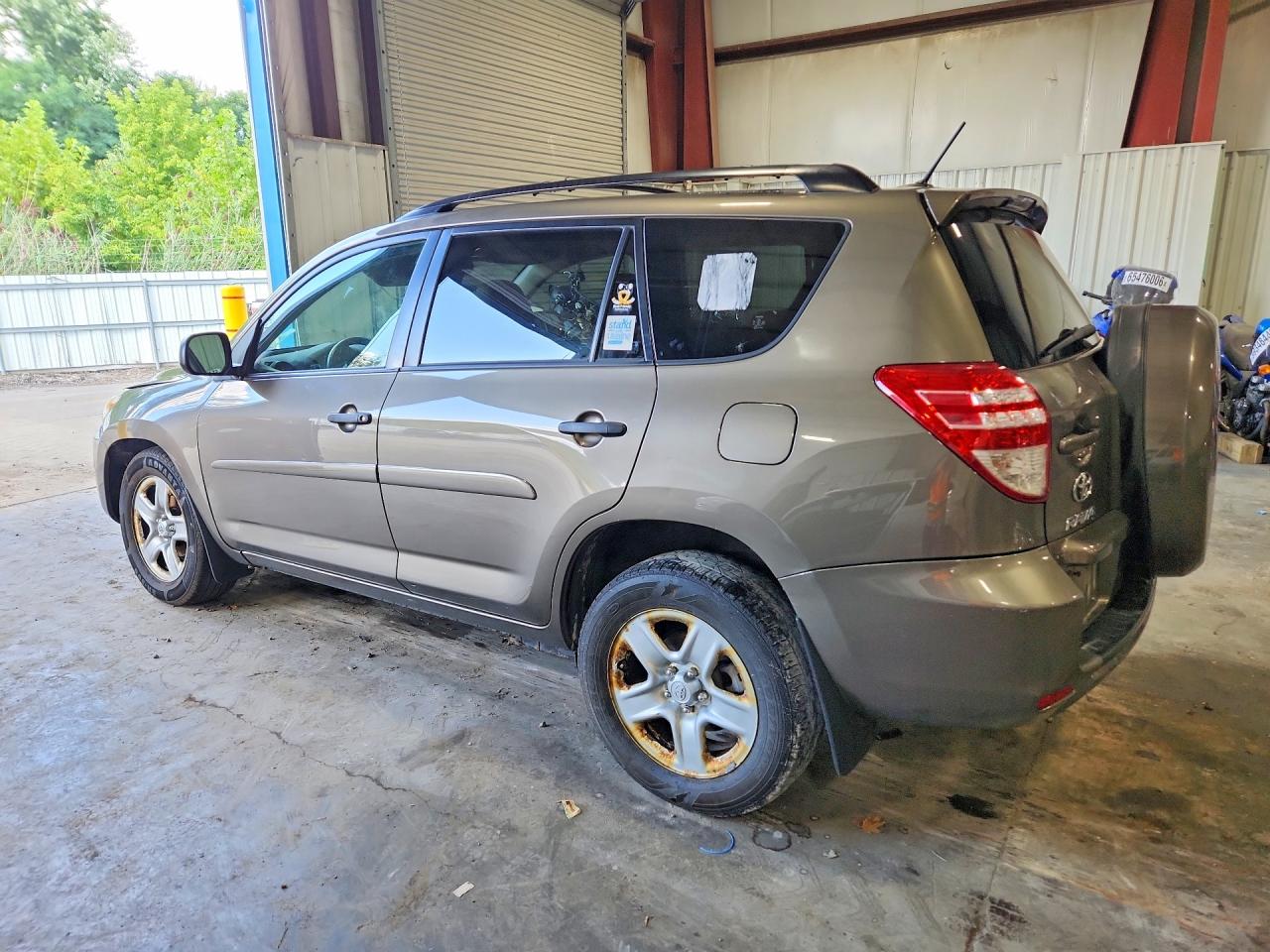 2011 Toyota Rav4 Base Brown vin: JTMBF4DV0BD040966