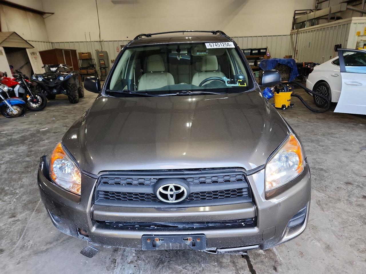 2011 Toyota Rav4 Base Brown vin: JTMBF4DV0BD040966
