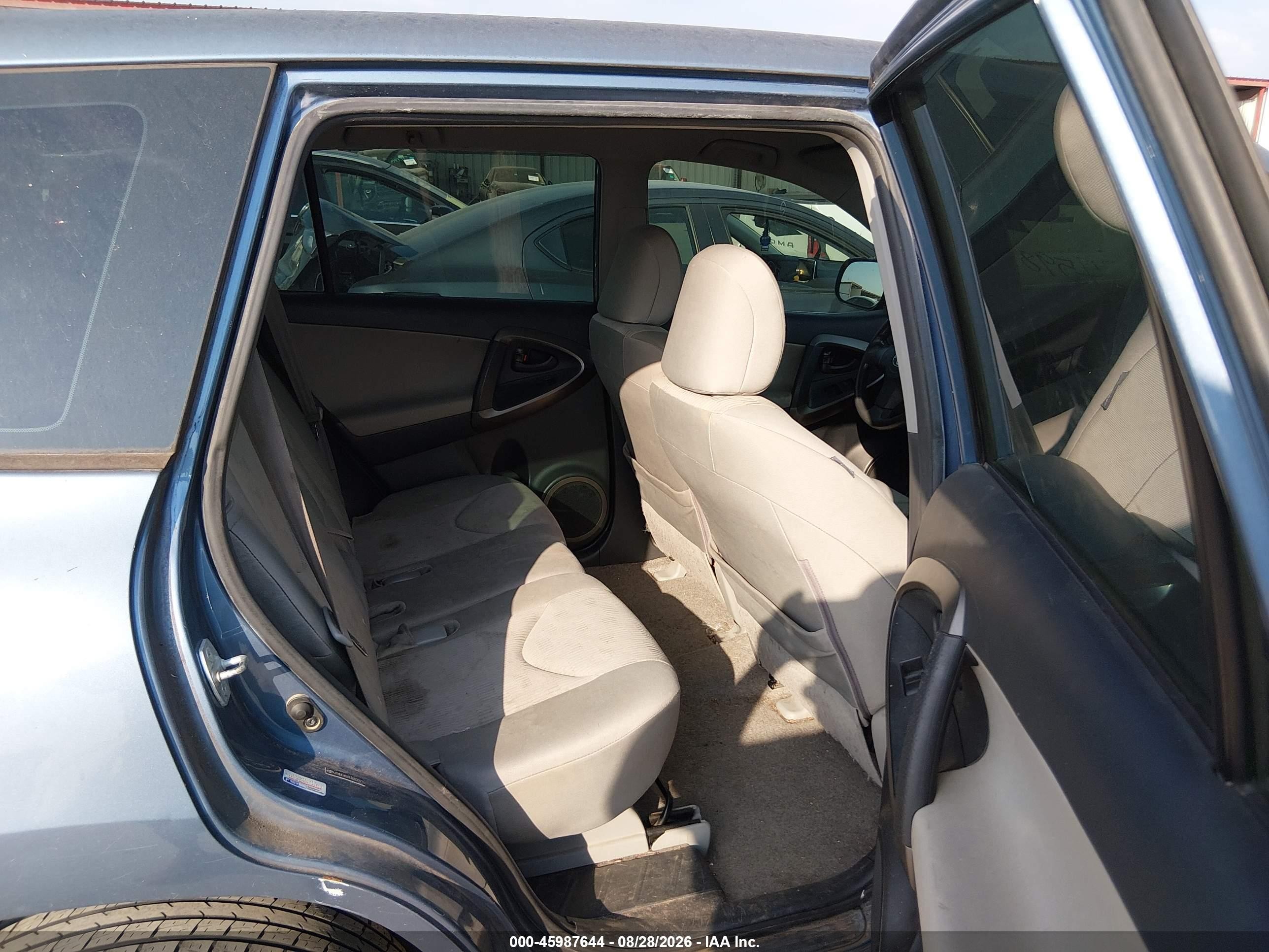 2010 Toyota Rav4   Blue vin: JTMBF4DV1A5020976