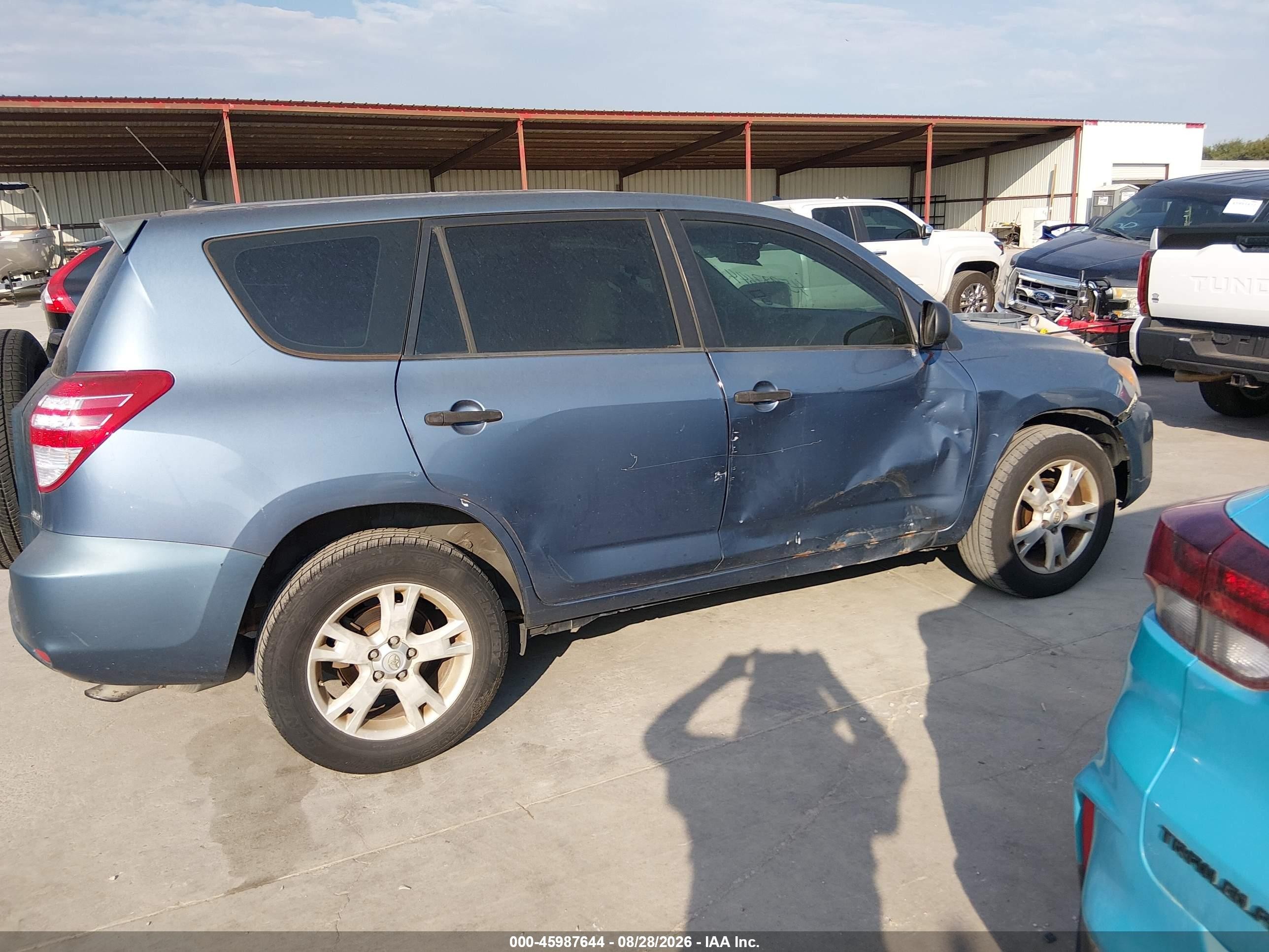 2010 Toyota Rav4   Blue vin: JTMBF4DV1A5020976