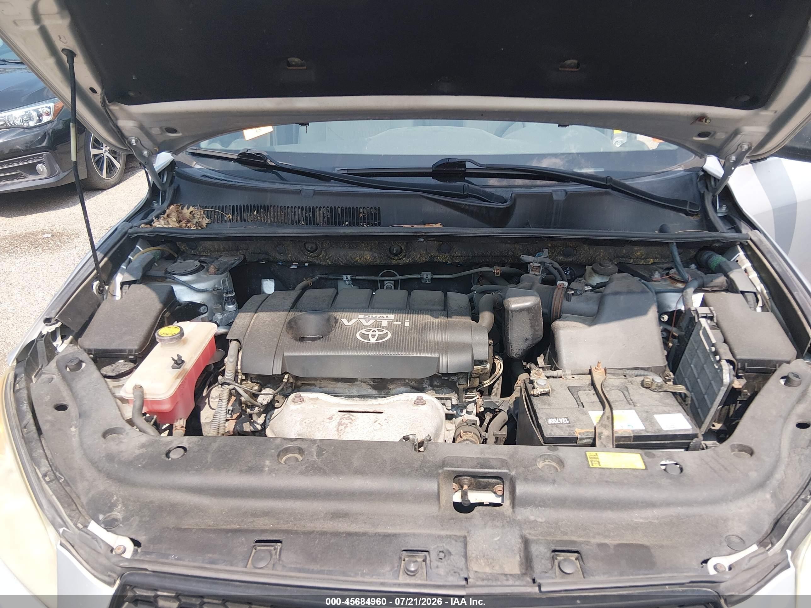 2010 Toyota Rav4   Silver vin: JTMBF4DV1AD028131