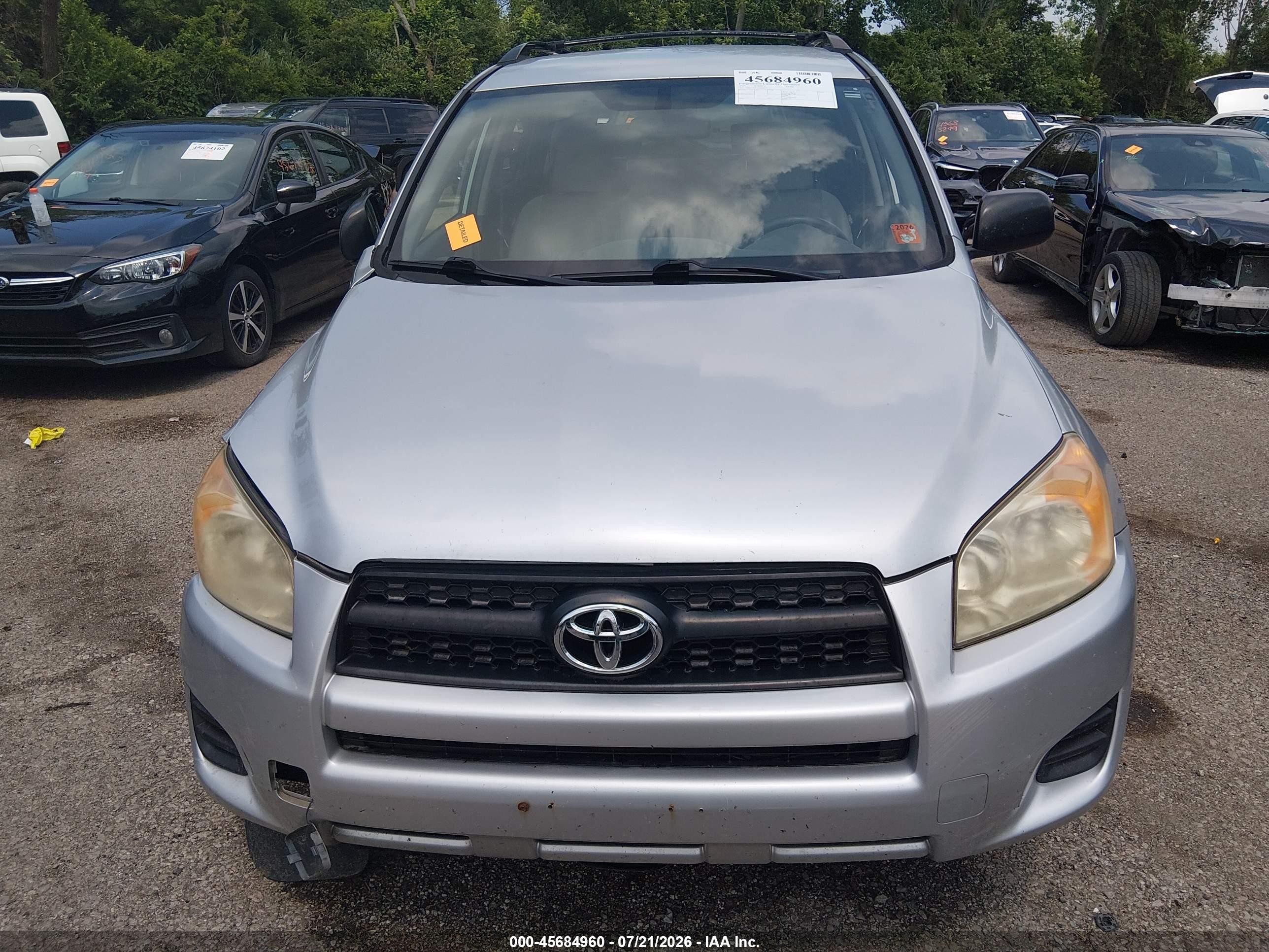 2010 Toyota Rav4   Silver vin: JTMBF4DV1AD028131