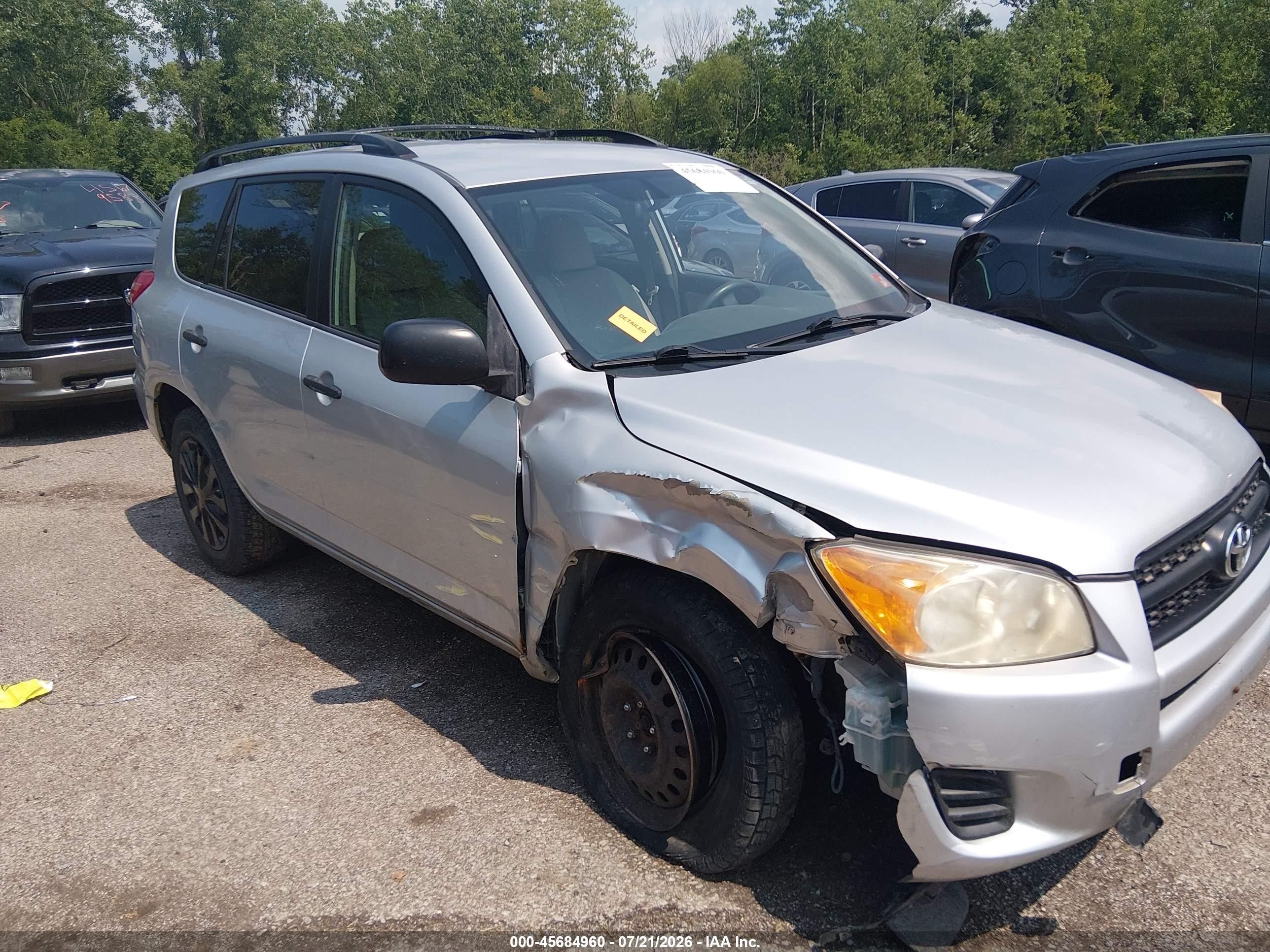 2010 Toyota Rav4   Silver vin: JTMBF4DV1AD028131