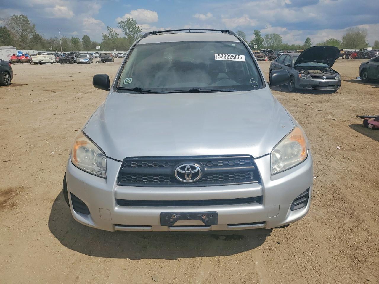 2010 Toyota Rav4 Base Silver vin: JTMBF4DV1AD037539
