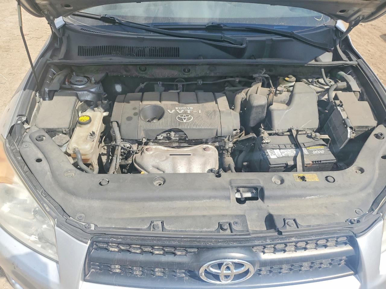 2010 Toyota Rav4 Base Silver vin: JTMBF4DV1AD037539