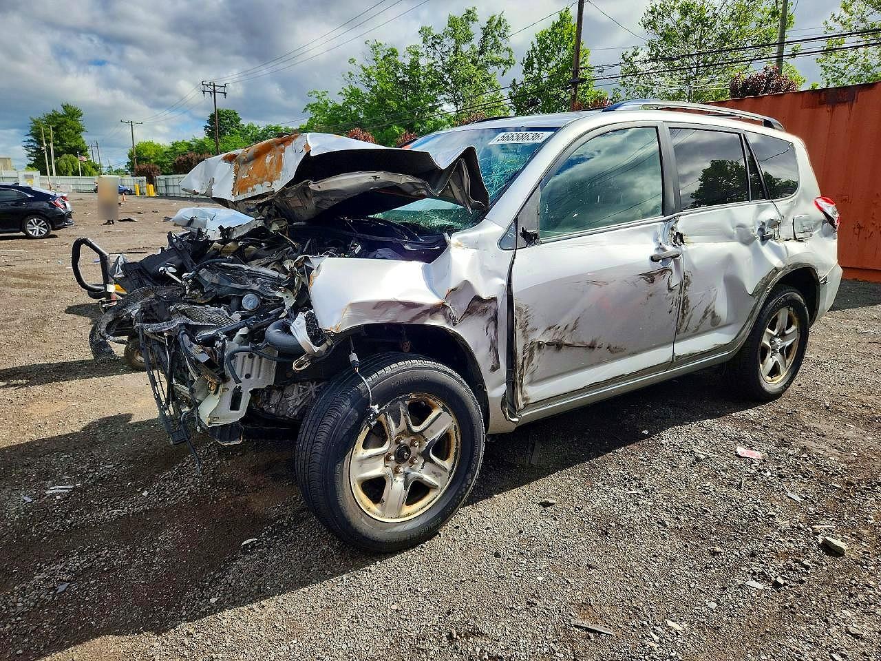 2011 Toyota Rav4 Base Silver vin: JTMBF4DV1BD041785