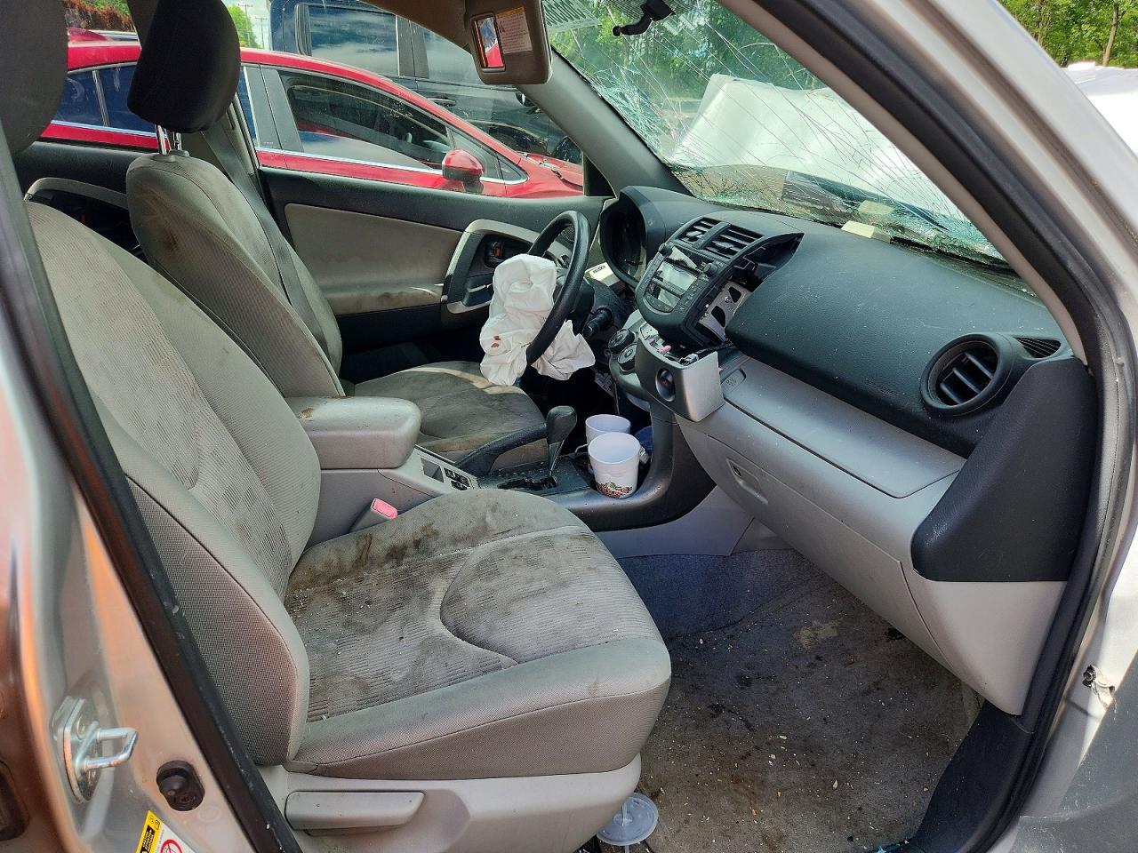 2011 Toyota Rav4 Base Silver vin: JTMBF4DV1BD041785