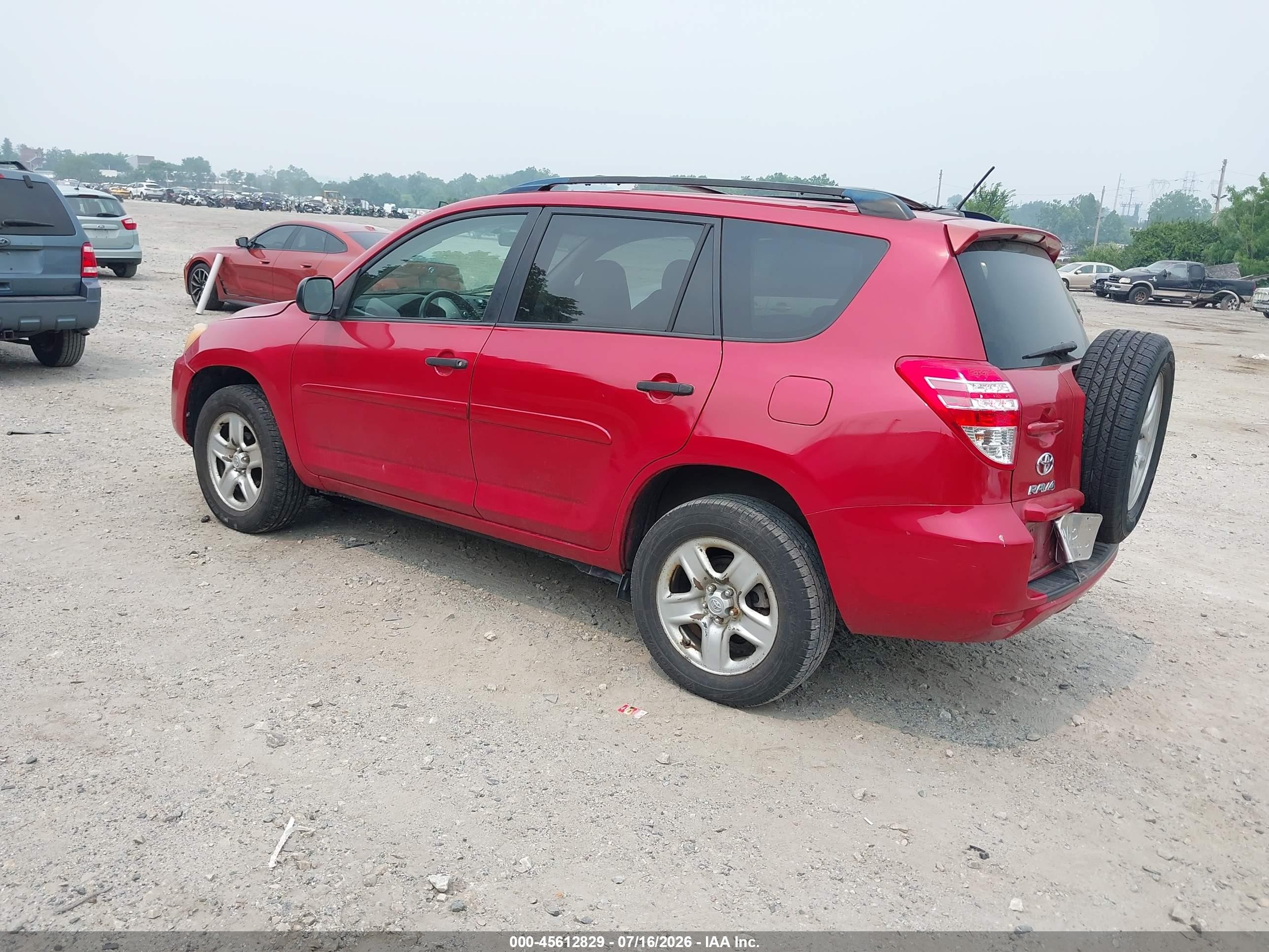 2011 Toyota Rav4 Red vin: JTMBF4DV1BD042256