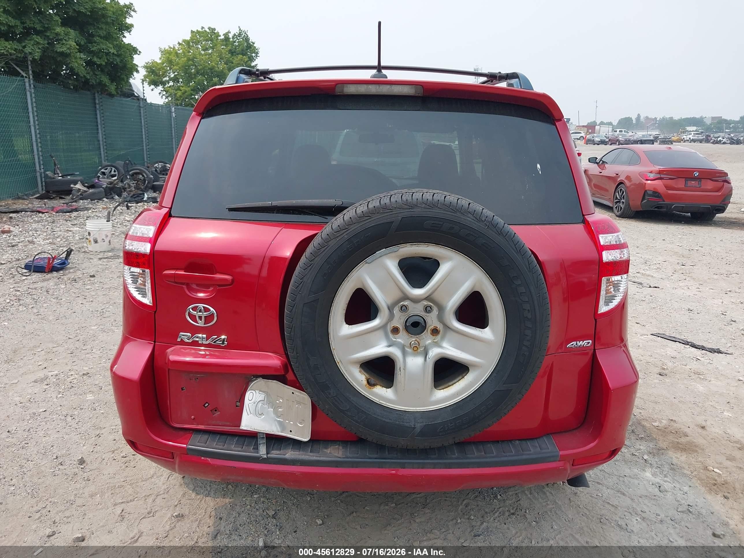 2011 Toyota Rav4 Red vin: JTMBF4DV1BD042256