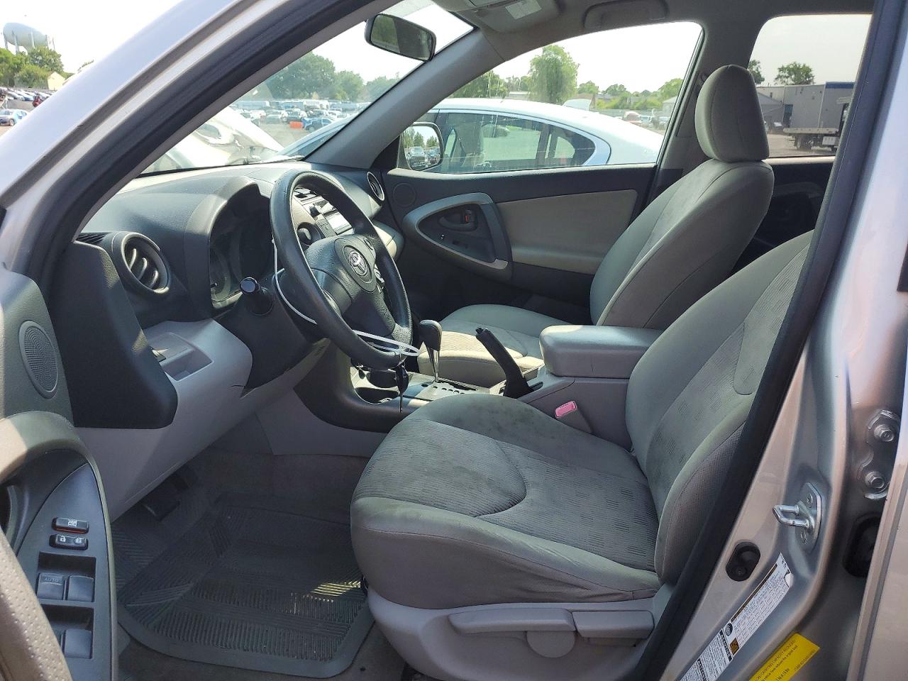 2010 Toyota Rav4 Base Silver vin: JTMBF4DV2A5019660